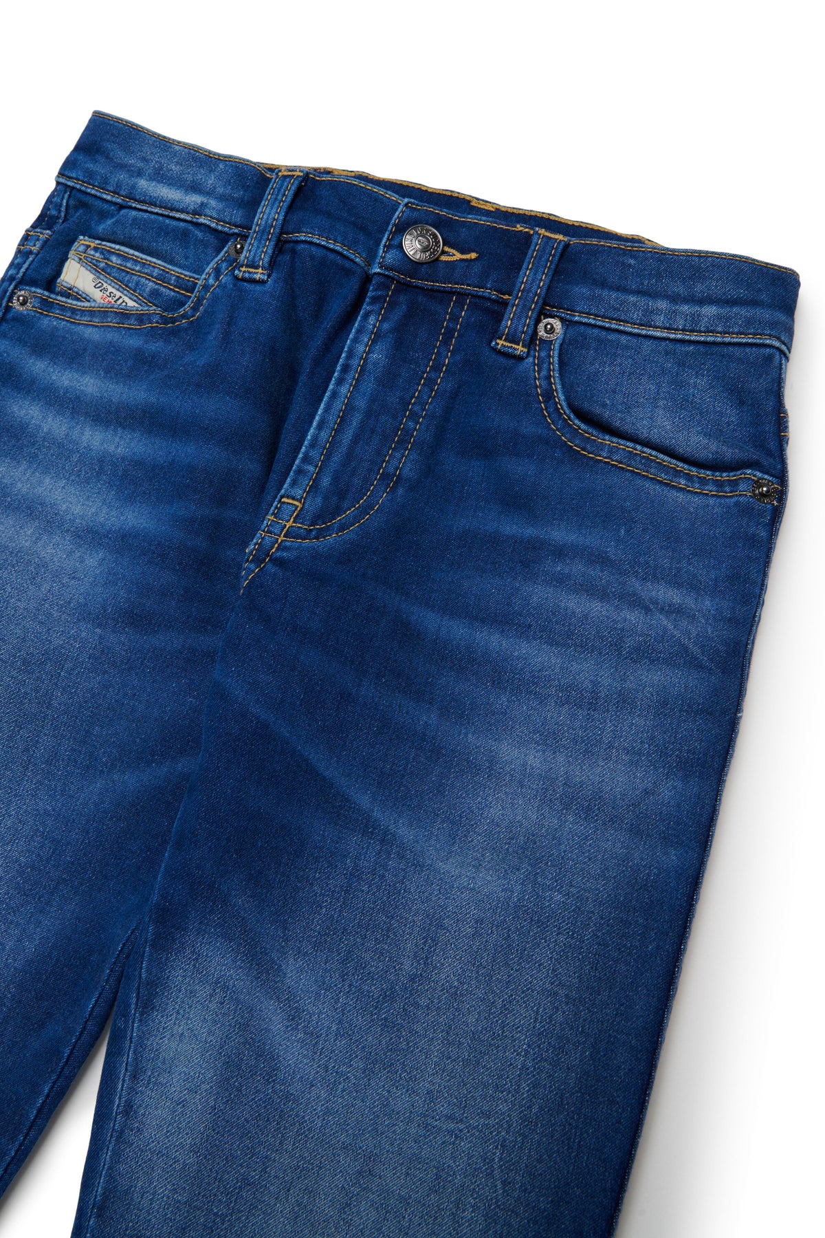 スリムフィット、ミディアムブルーウォッシュのJoggJeans® - D-Veel