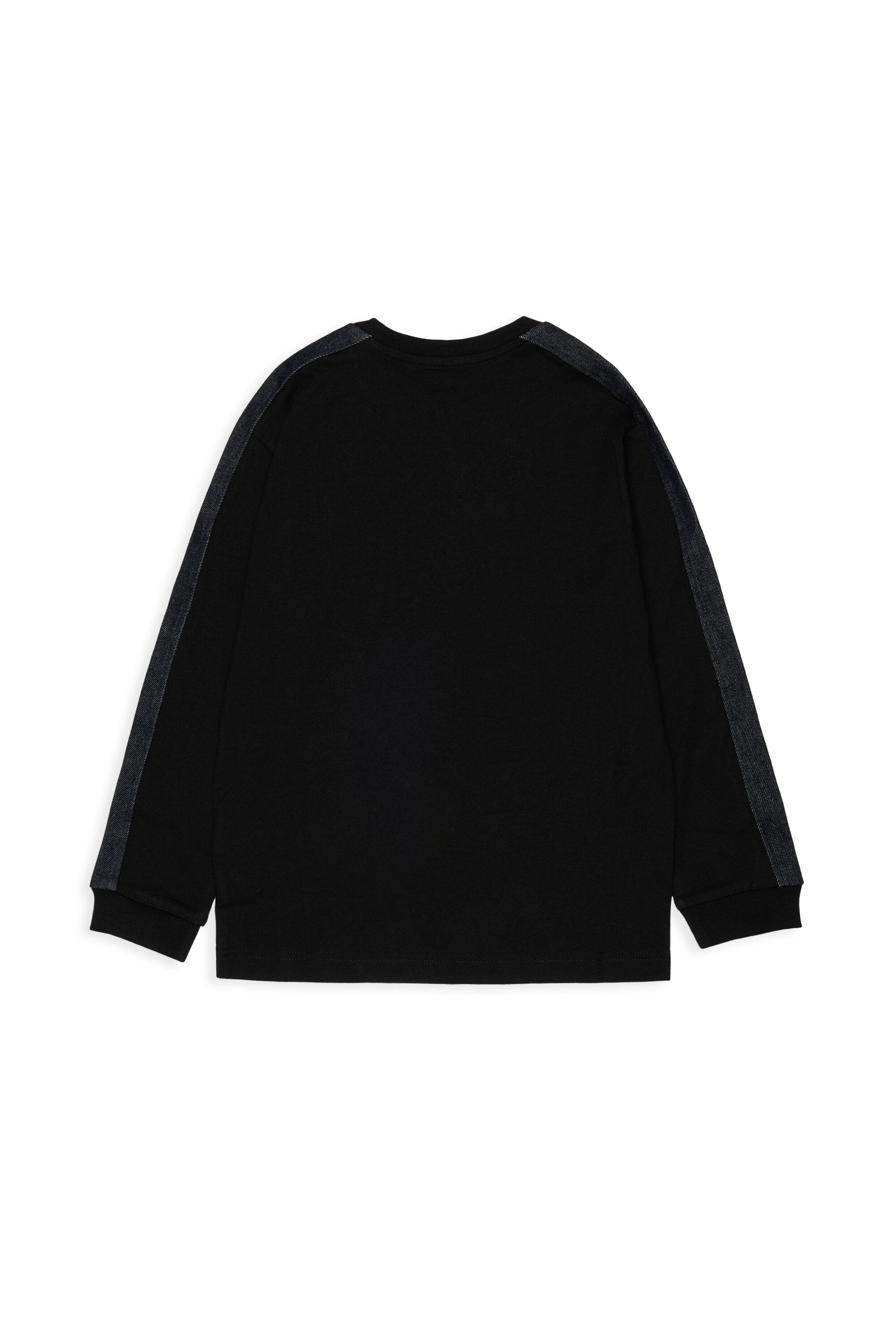 長袖ロゴTシャツ
