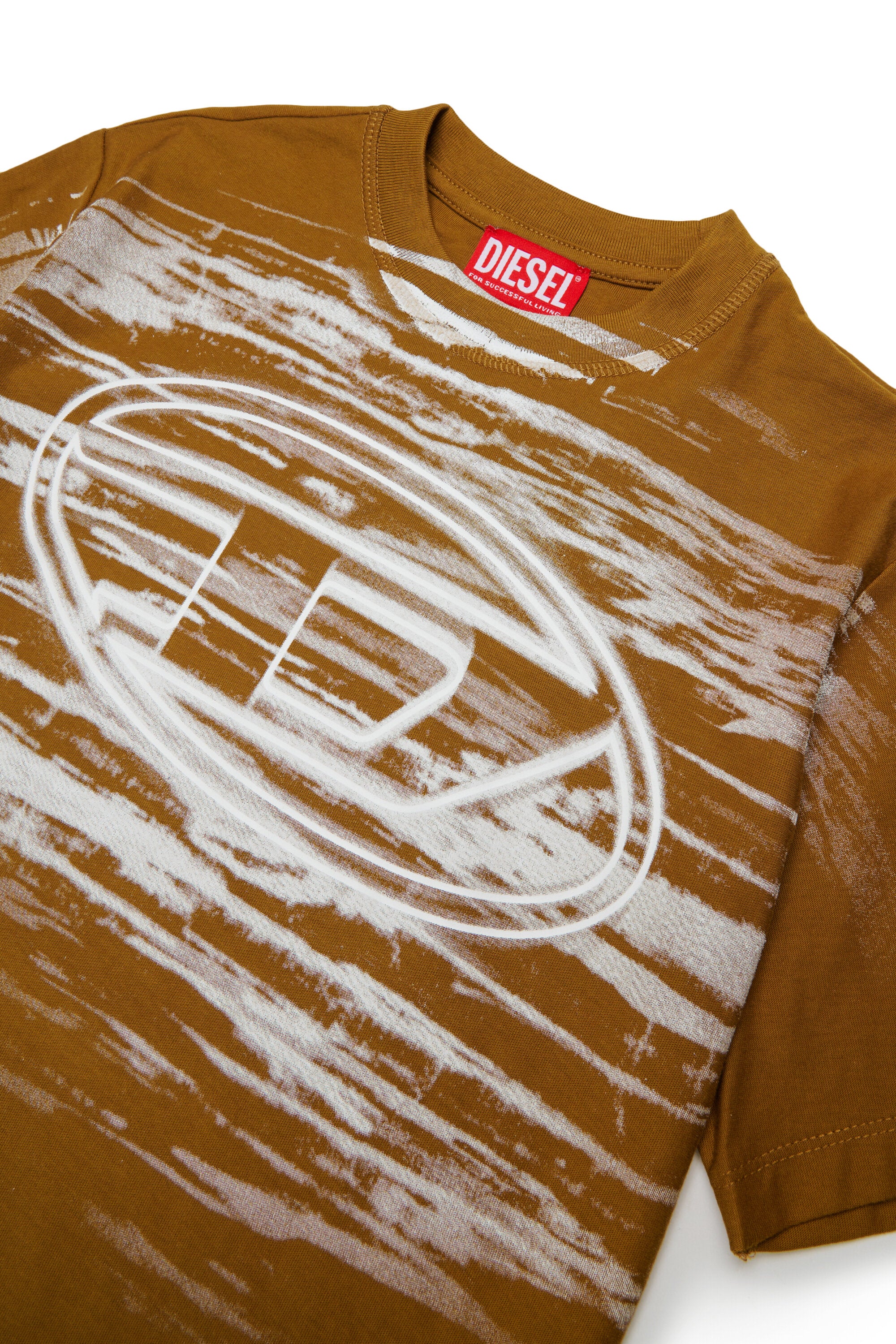 ロゴプリントTシャツ