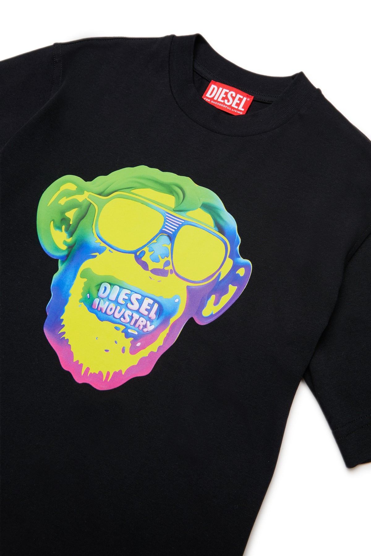 ロゴとMonkeyプリントのTシャツ