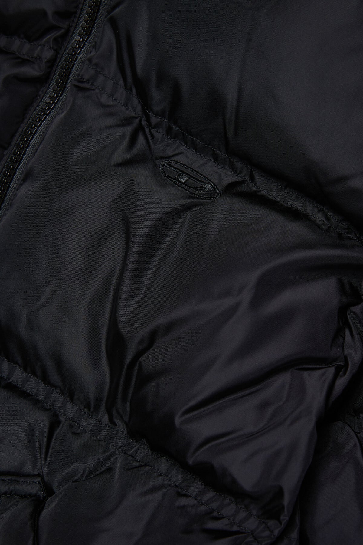 Padded jacket with logo