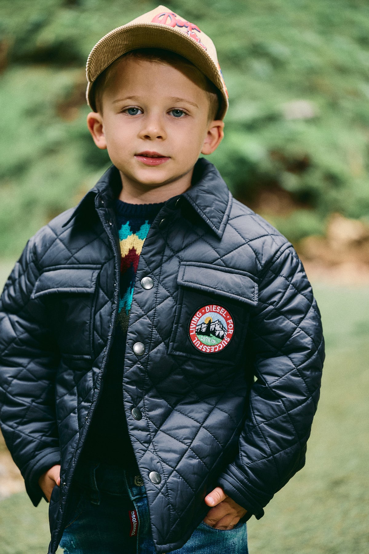 Padded jacket with logo