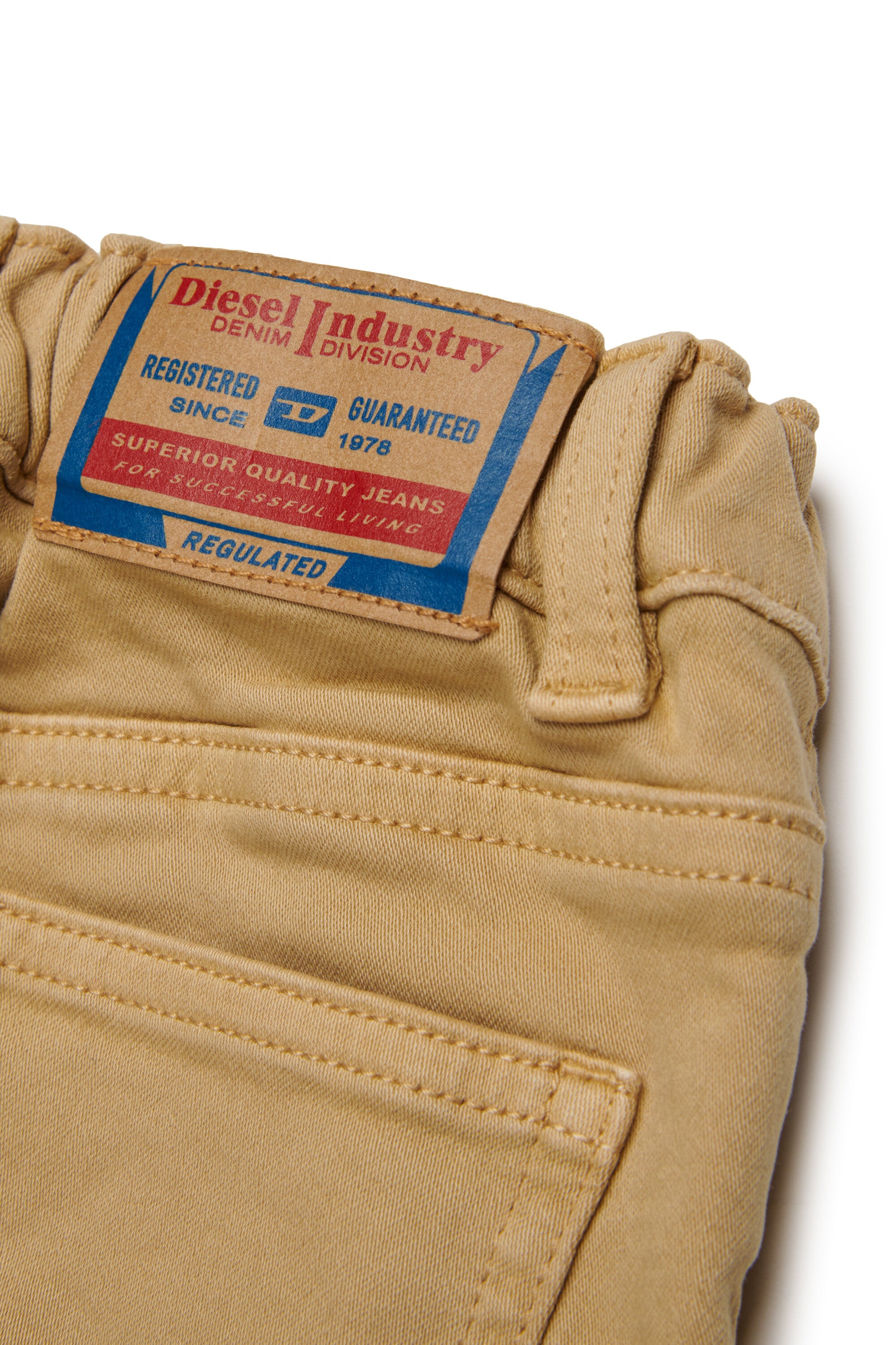 カラー・レギュラーJoggJeans® - D-Gale-B