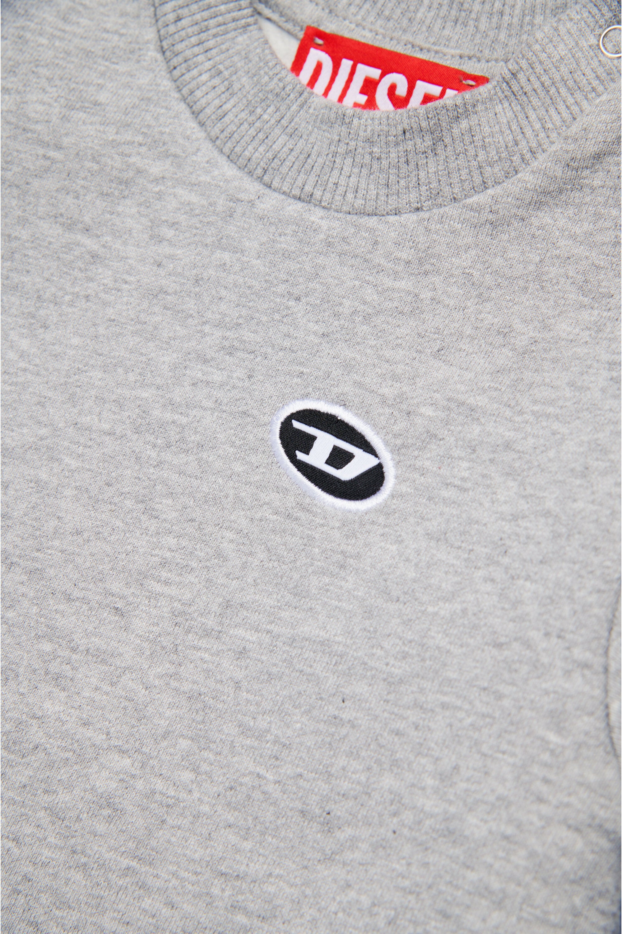 Crew-neck sweatshirt with oval D patch