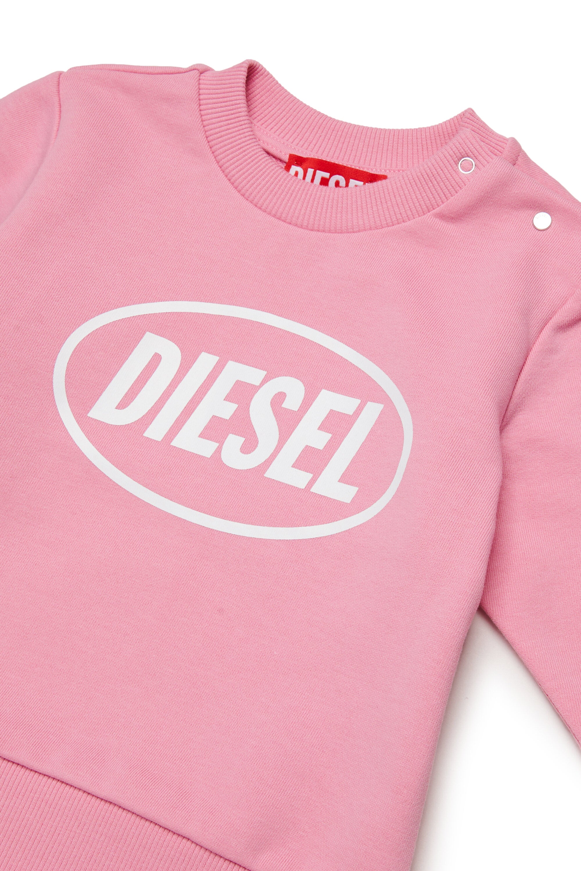 ロゴ入りクルーネックスウェット