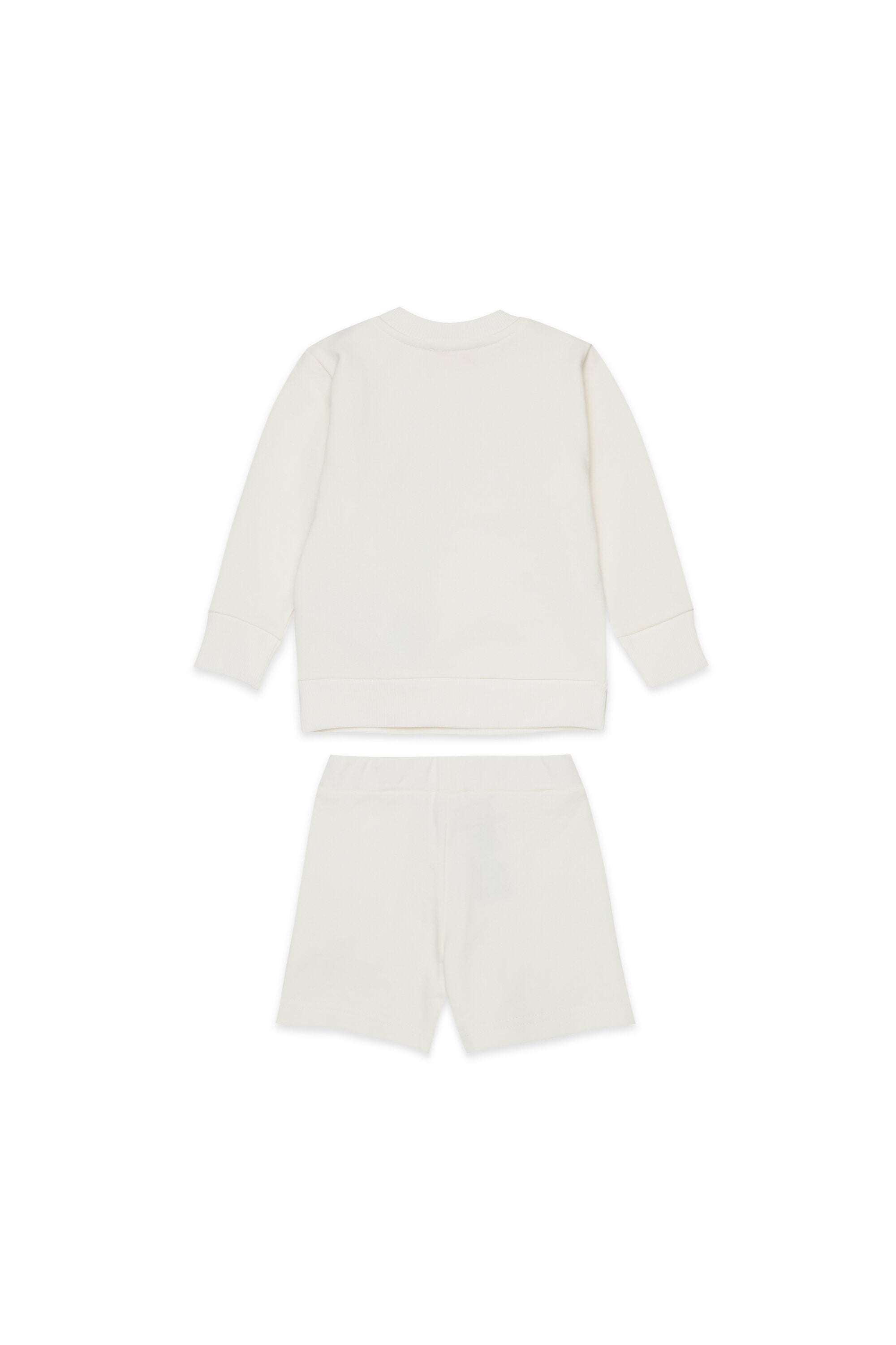 ロゴ入りジャージ