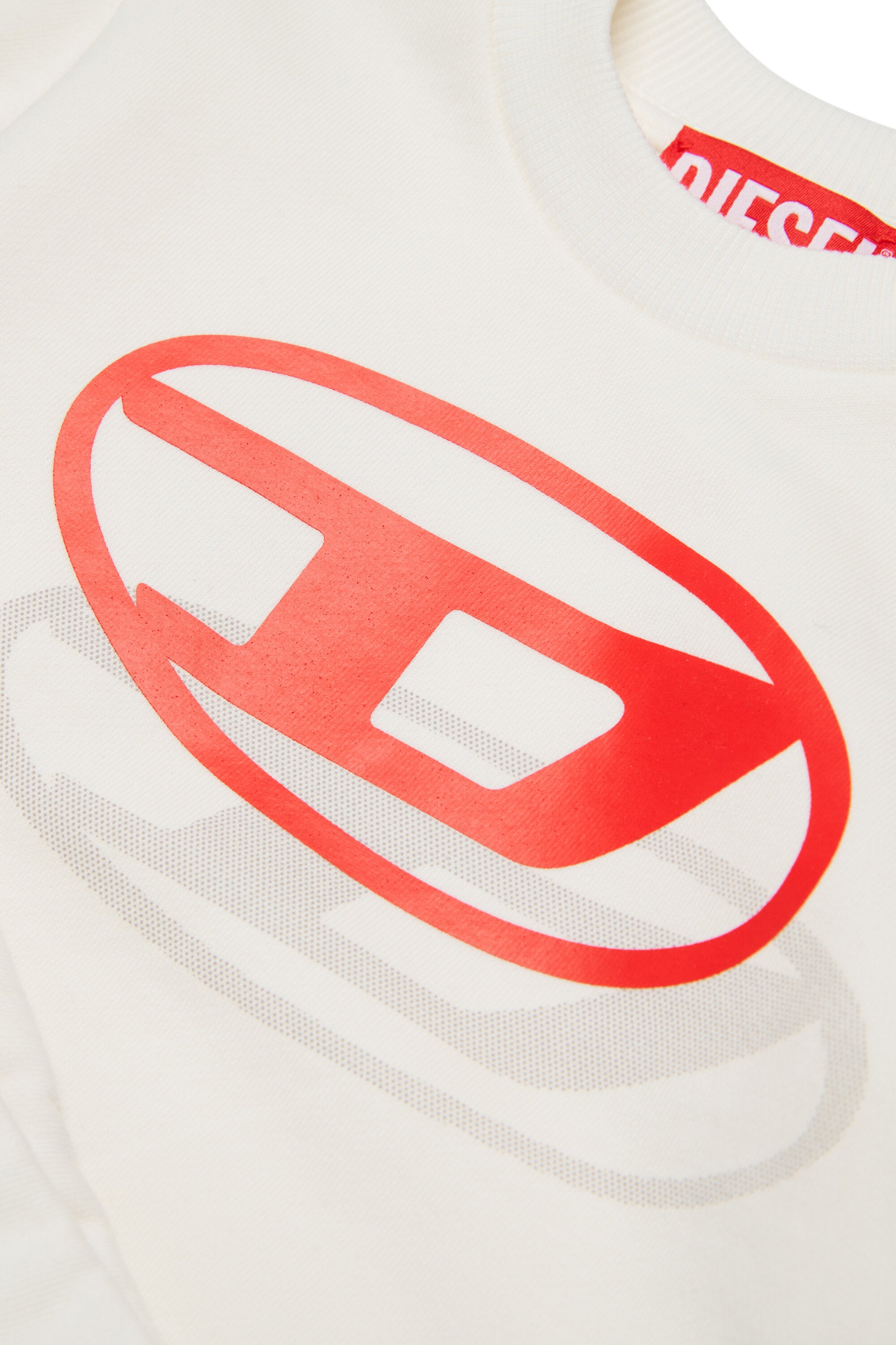 ロゴ入りジャージ