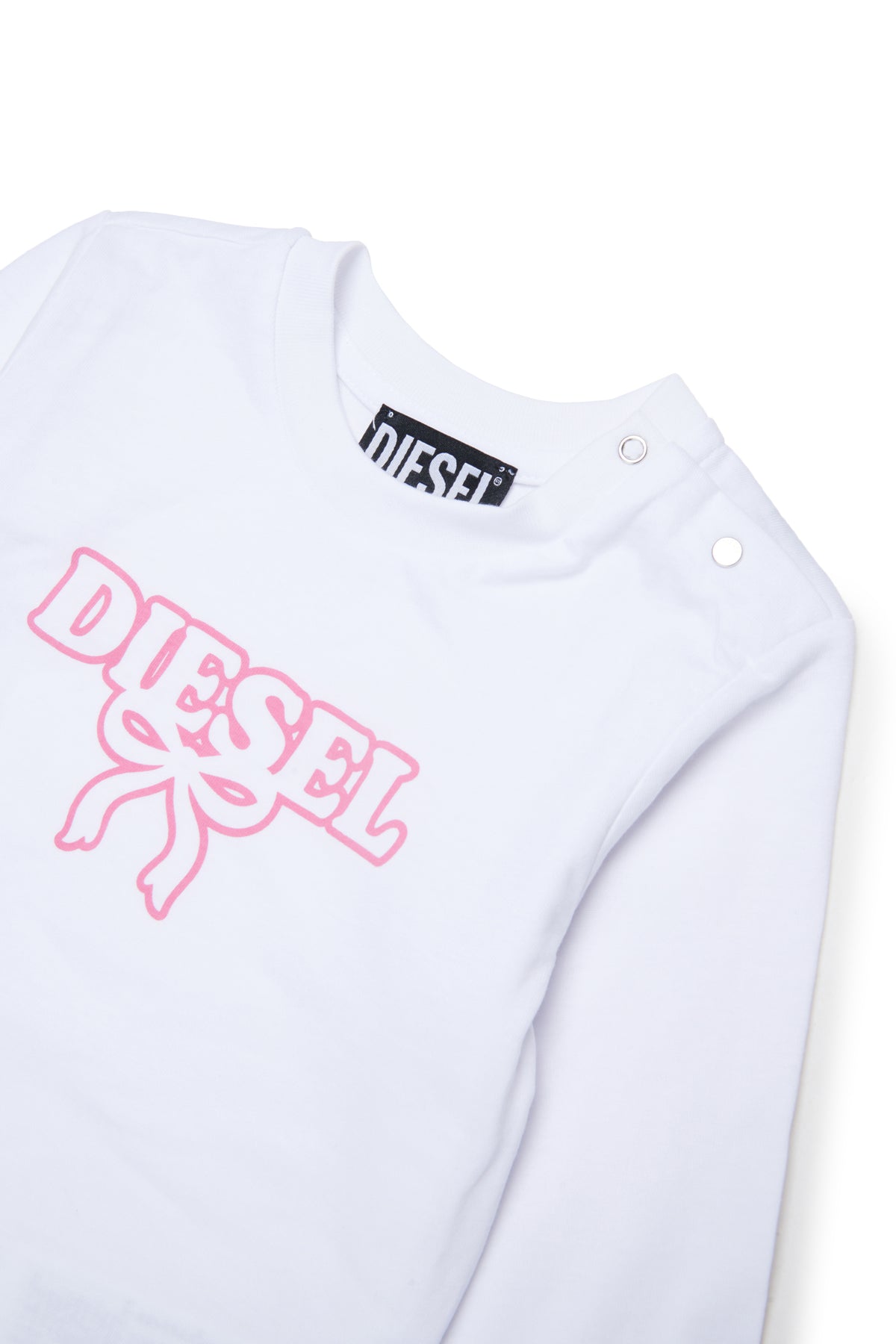 長袖Tシャツ ロゴ付き