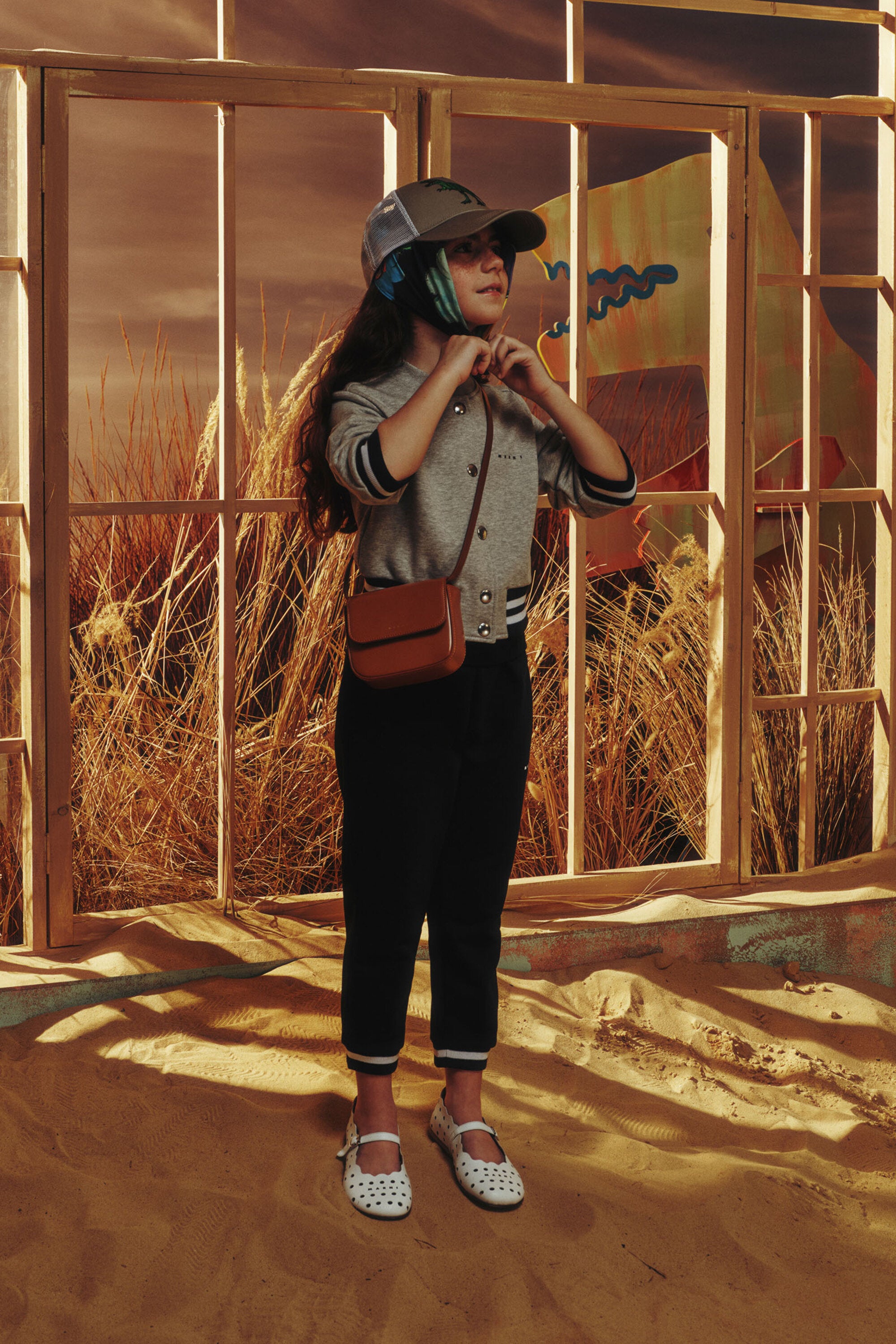 ロゴ入りクルーネックスウェット