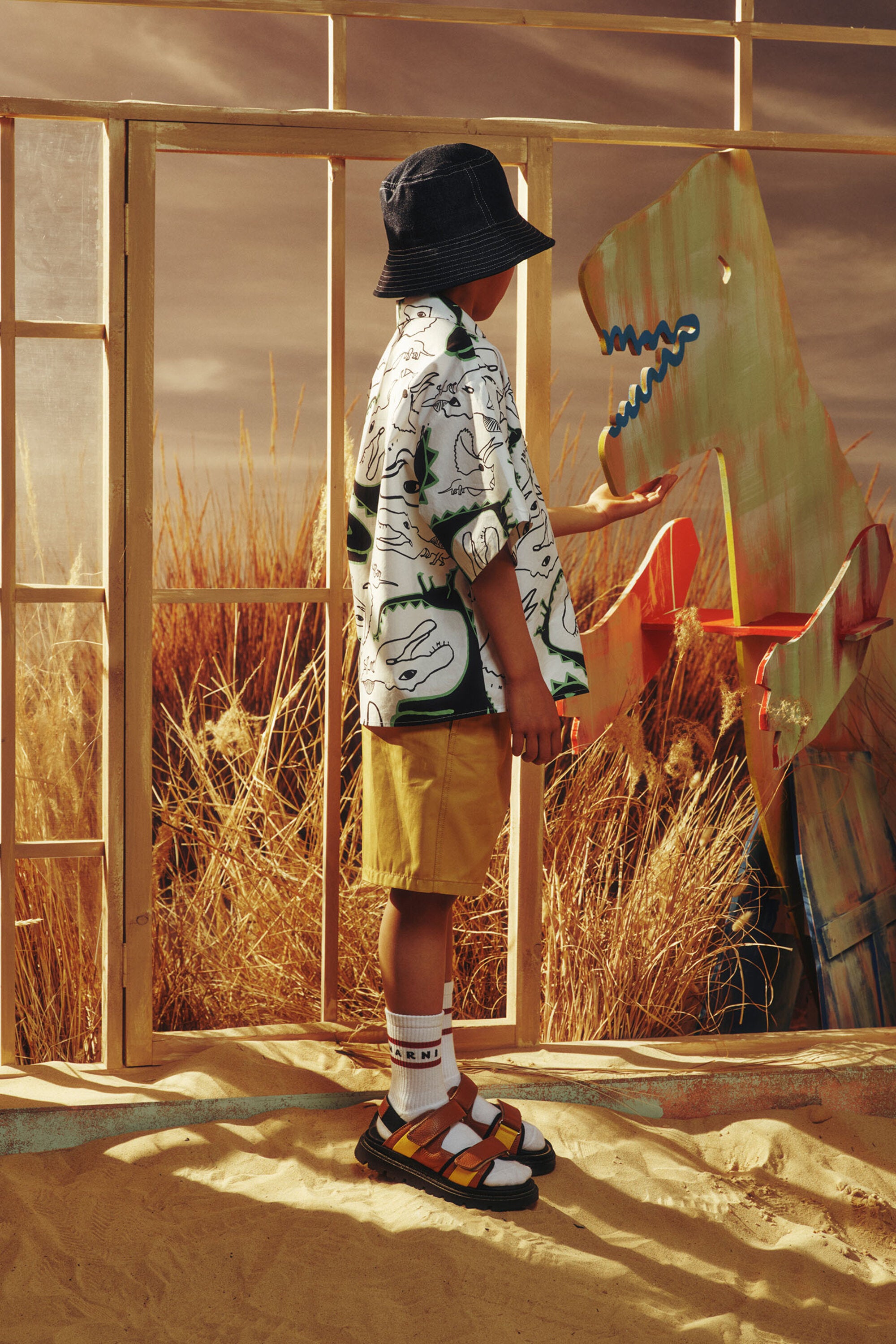 ロゴ入り半袖シャツ