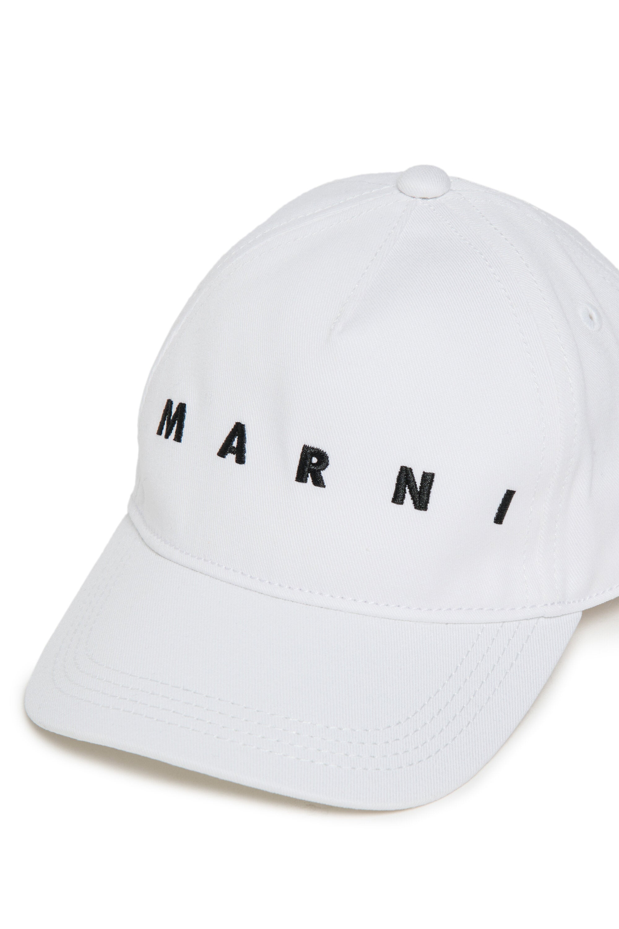 Baseball cap with logo