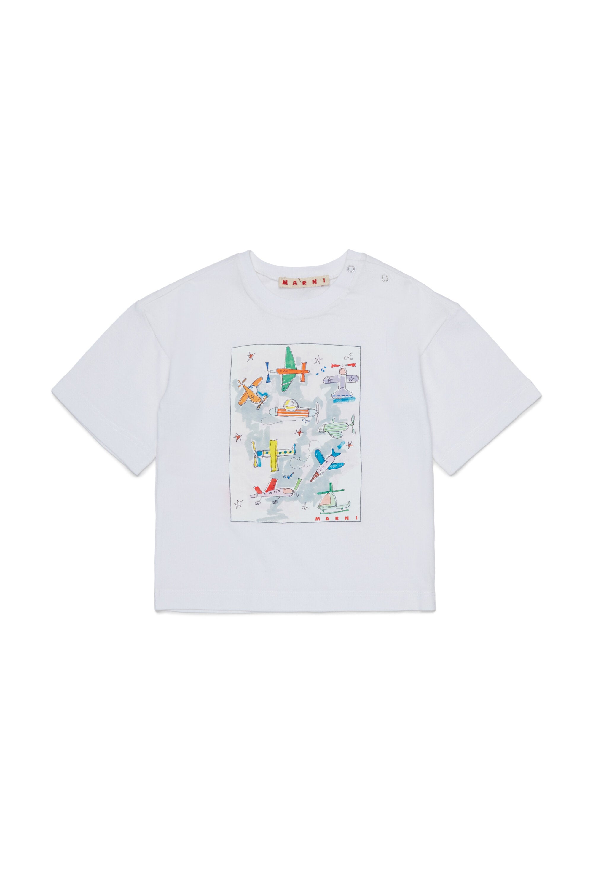 飛行機とロゴプリントのTシャツ