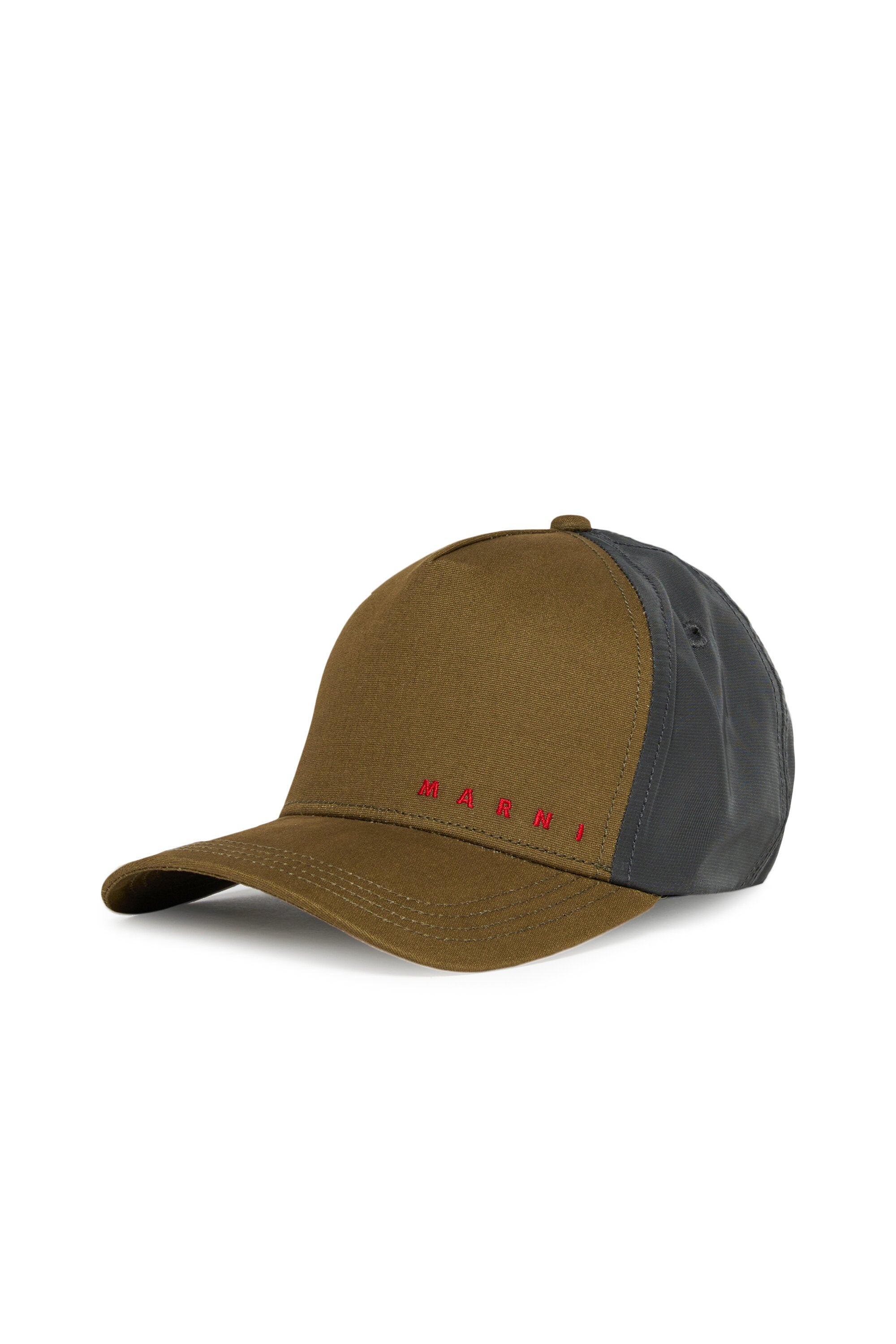 Baseball cap with logo
