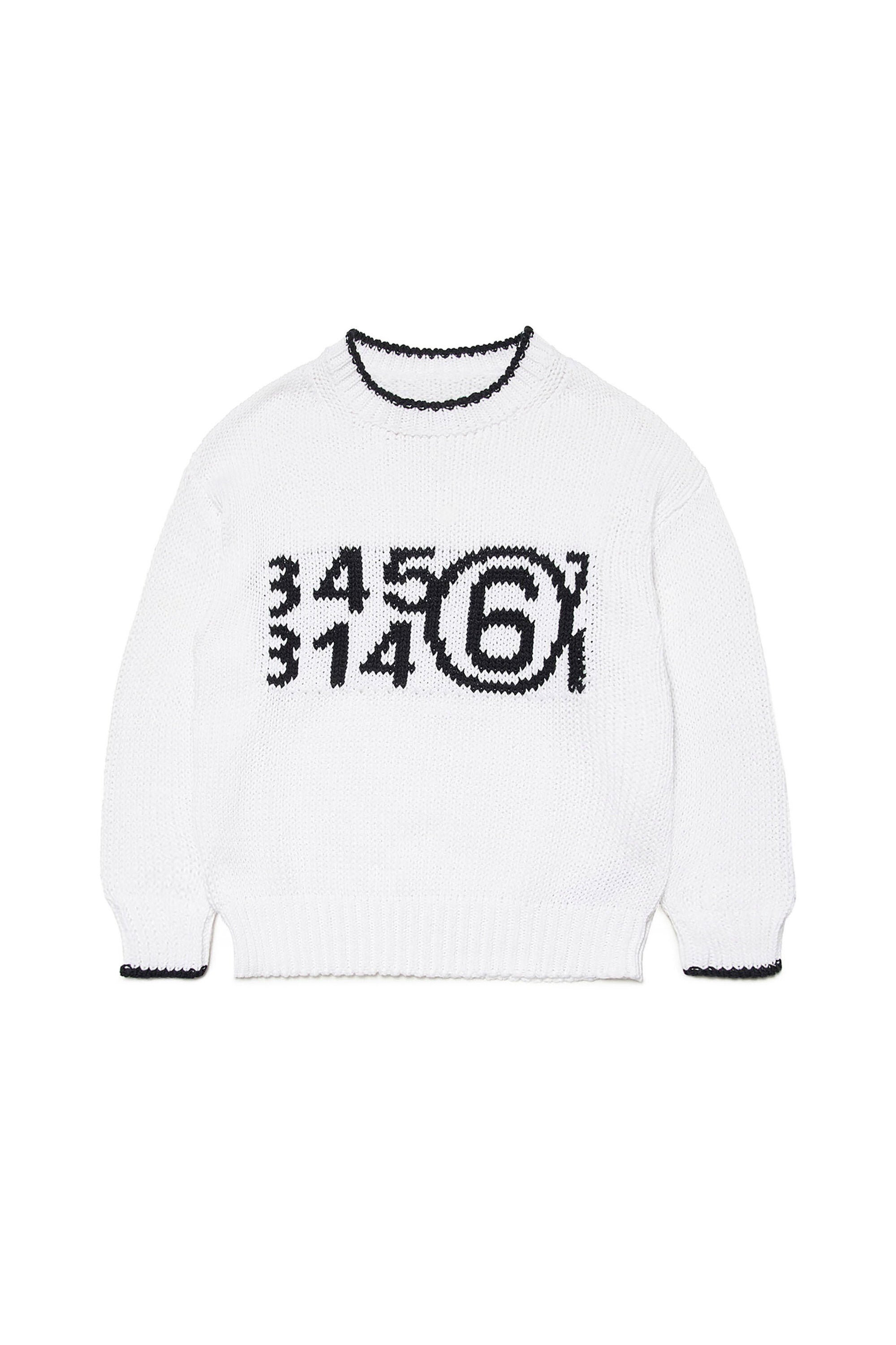 Embroidered logo pullover