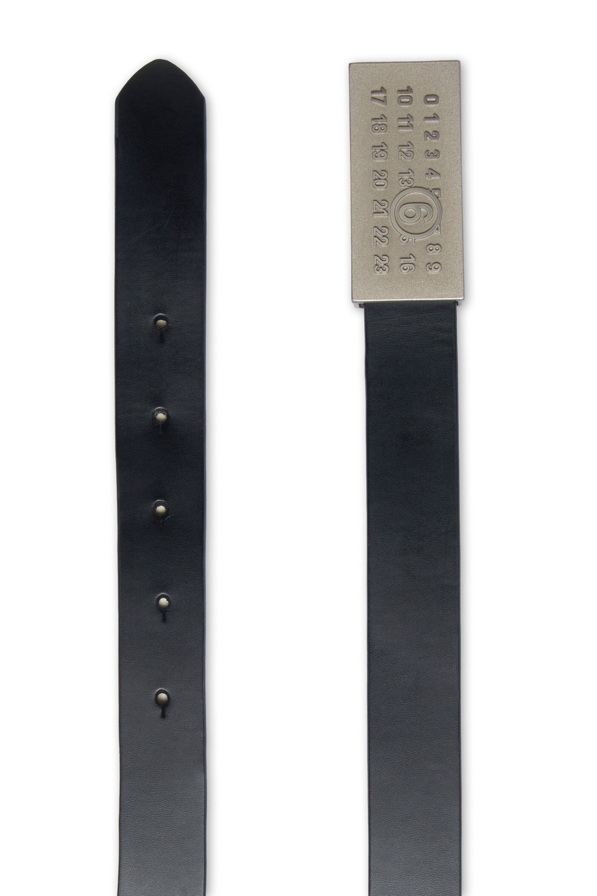 Leather belt branded with numeric logo