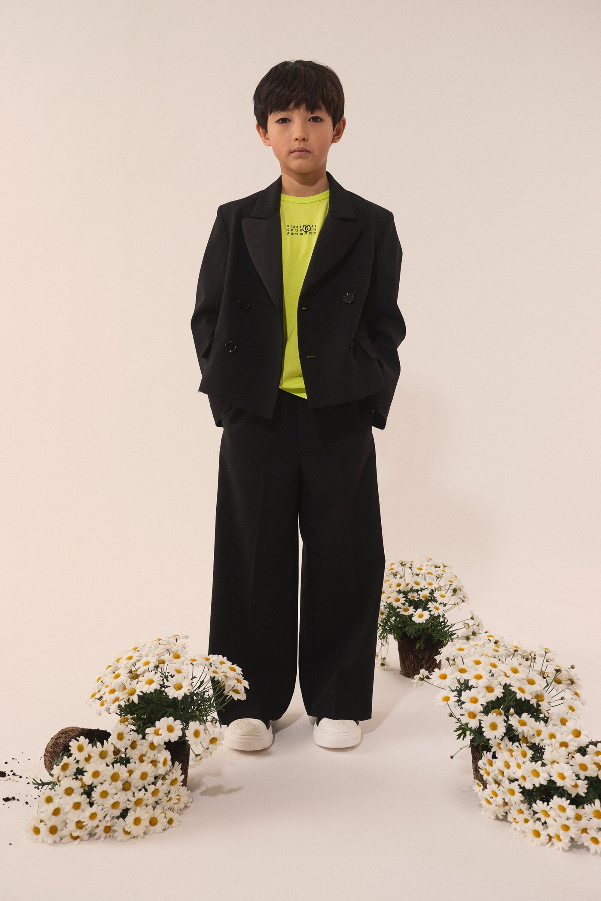 クールウールのダブルブレストブレザージャケット