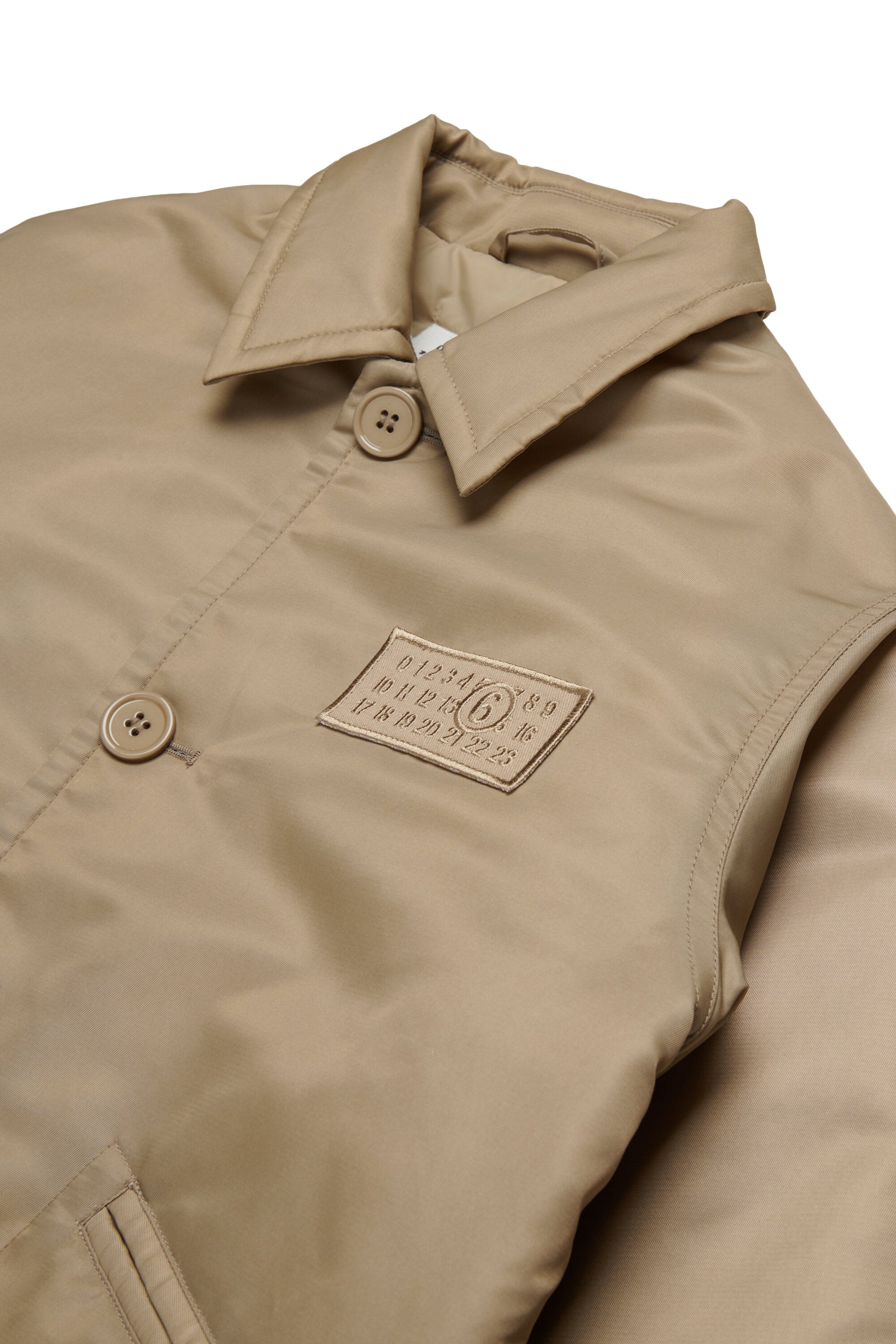 ワッペン付きツイルジャケット