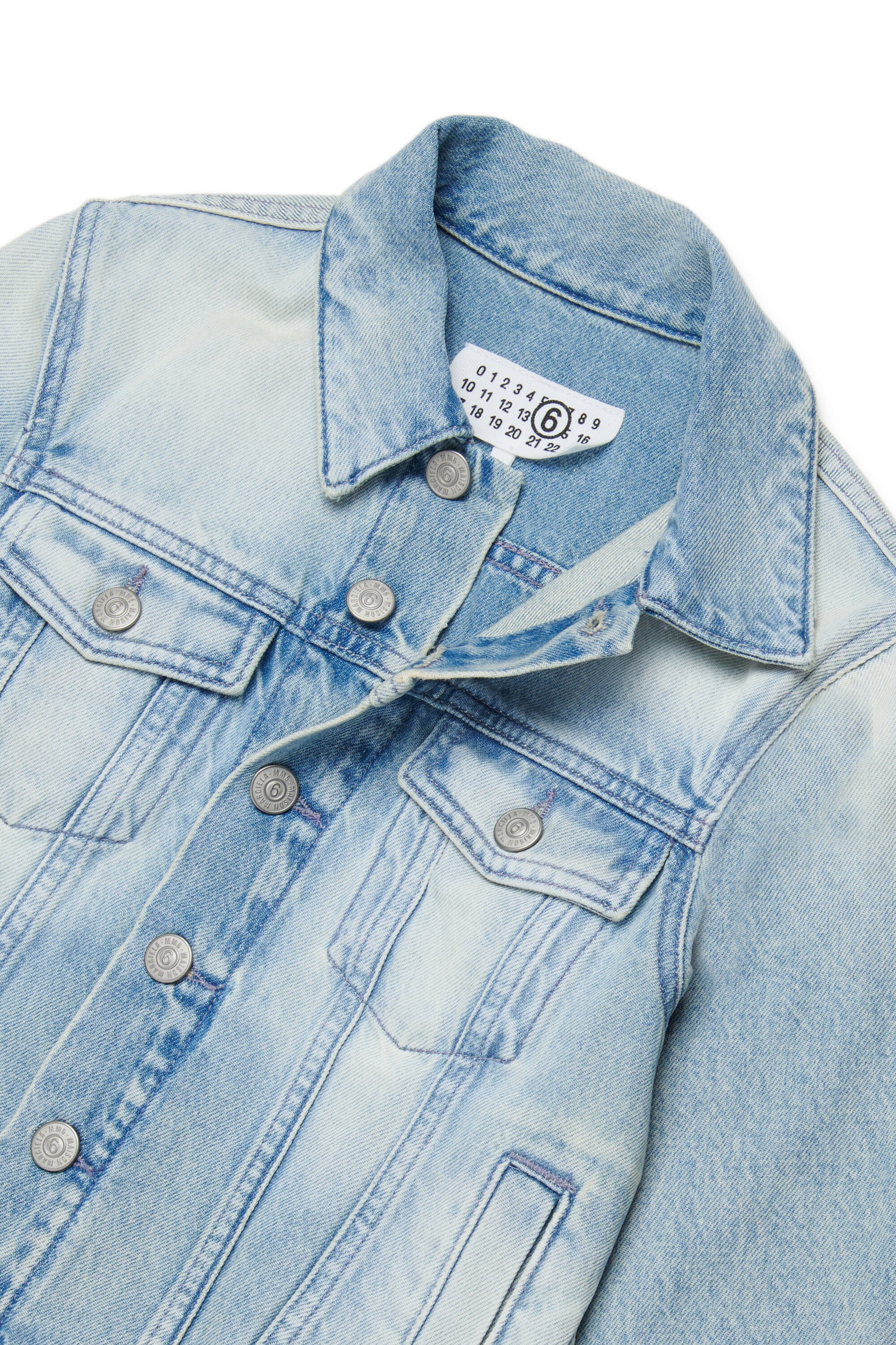 Light wash-effect denim jacket