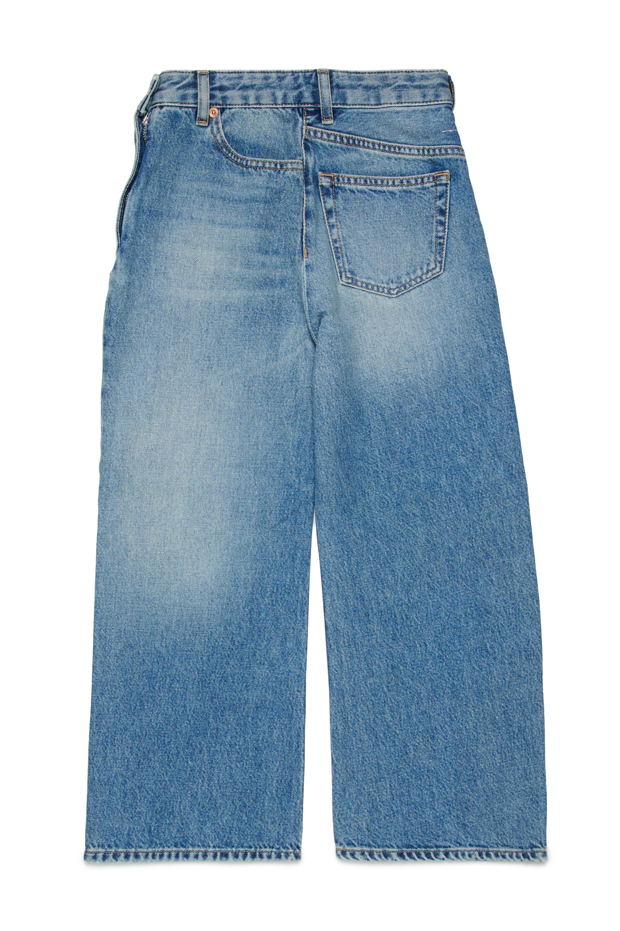 Regular fit jeans in light blue wash