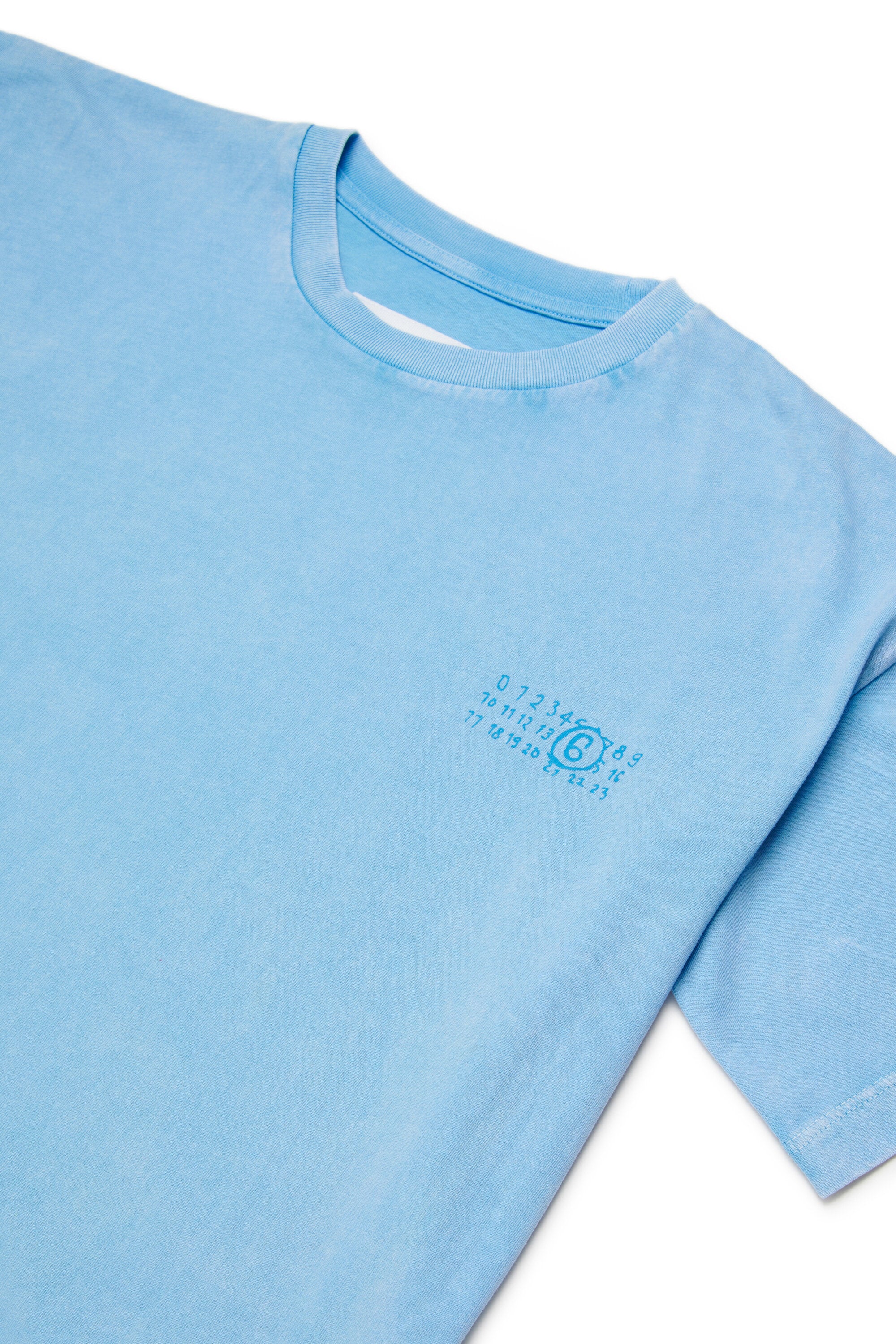ロゴ付きクルーネックTシャツ