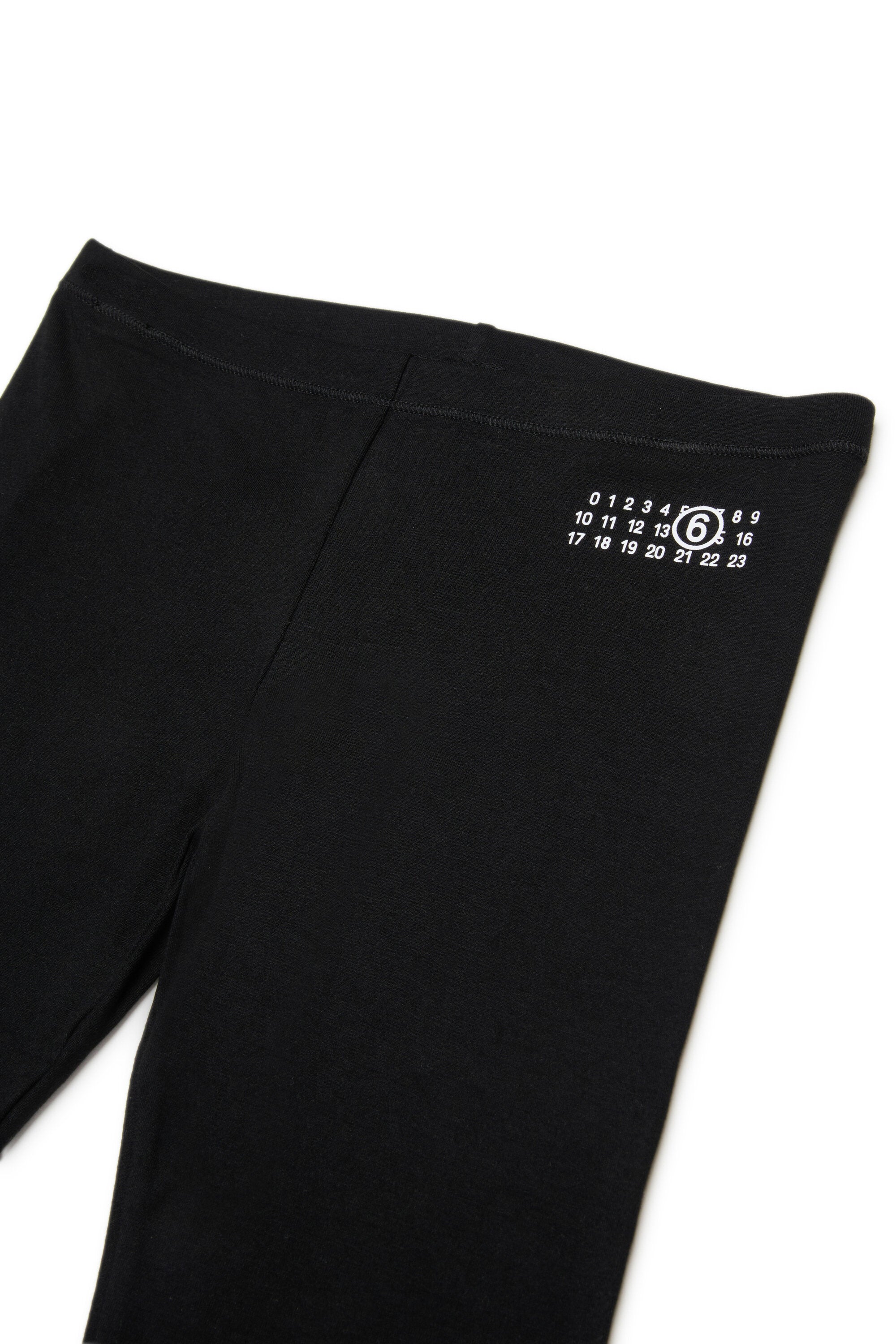 ロゴ入りレギンスパンツ