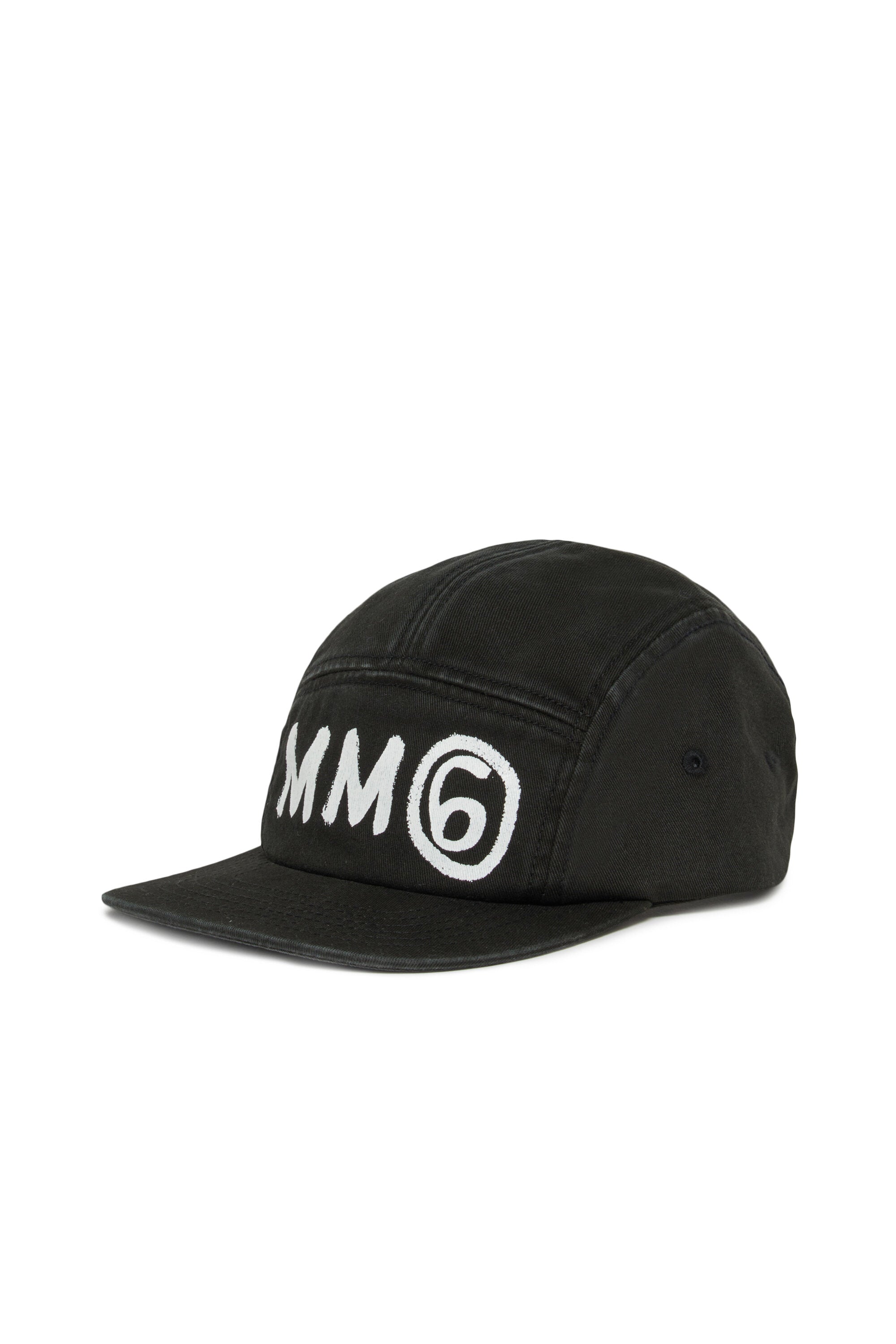 Baseball cap with logo