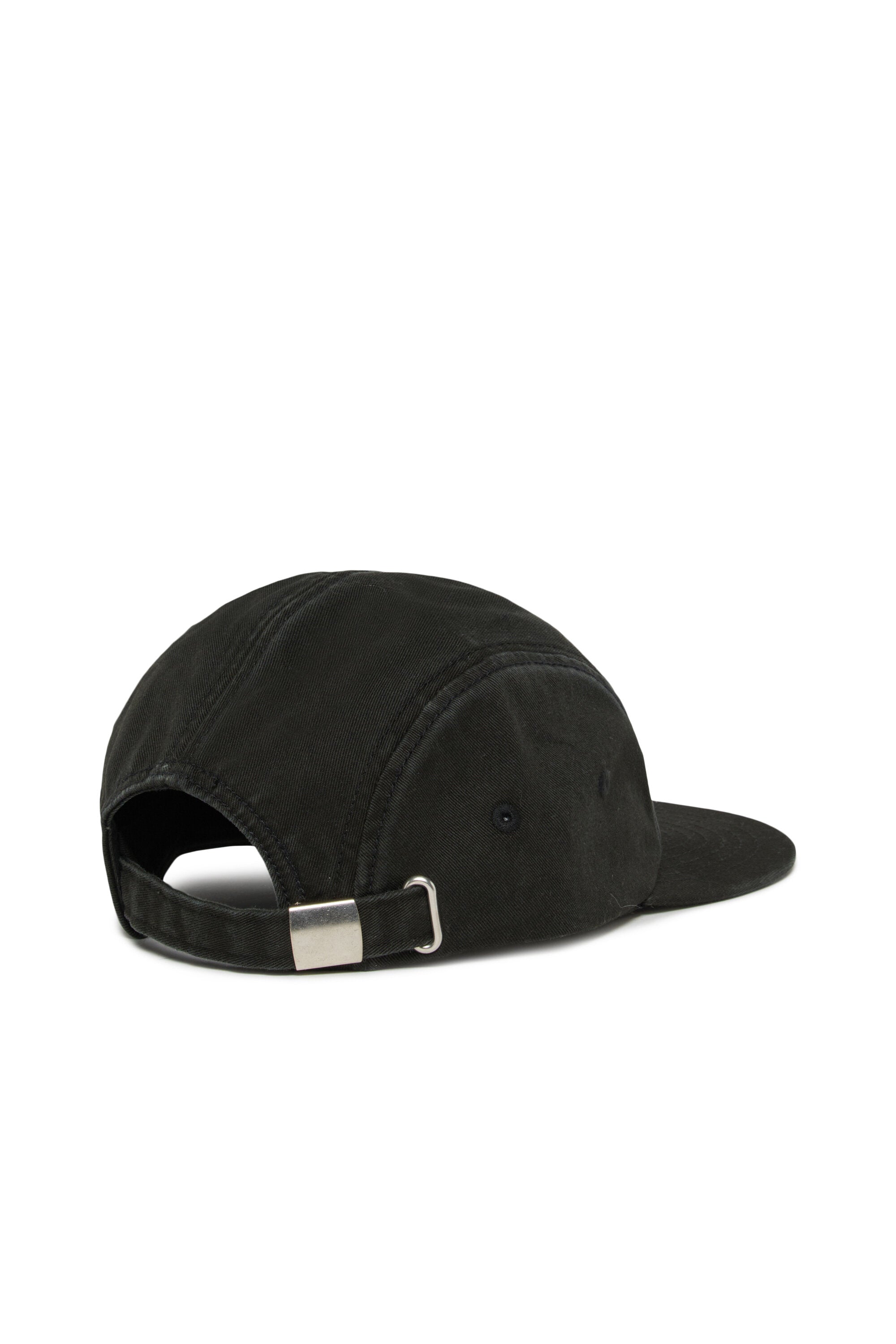 Baseball cap with logo