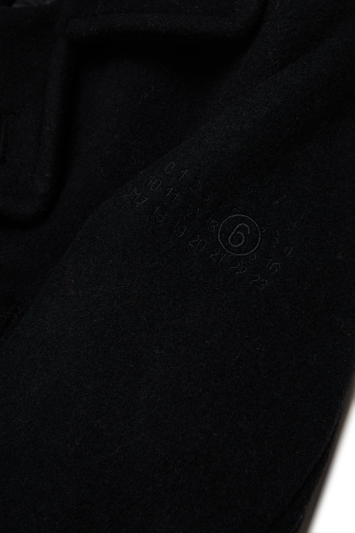 Double-breasted coat in wool blend