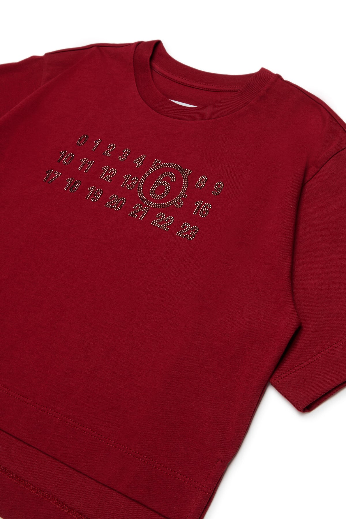 ロゴ付きTシャツ