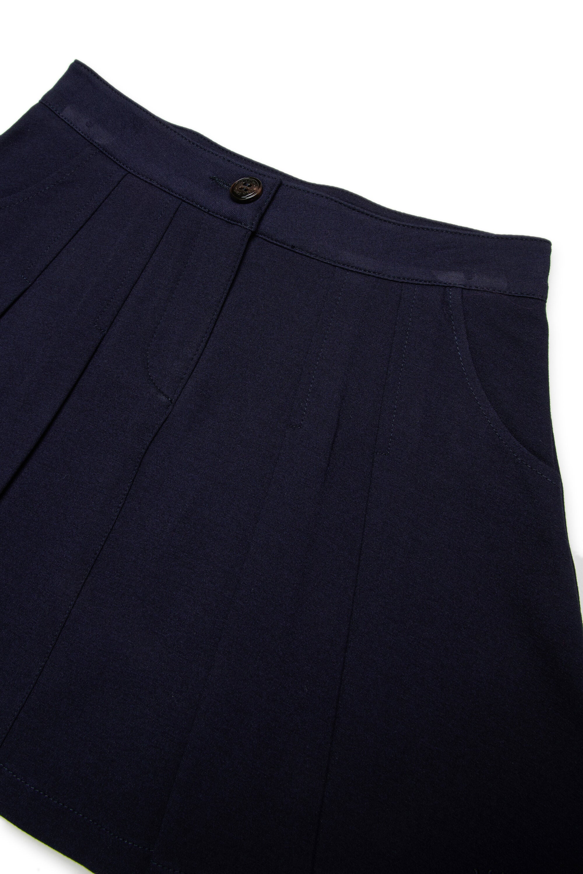 ミラノステッチのショートスカート