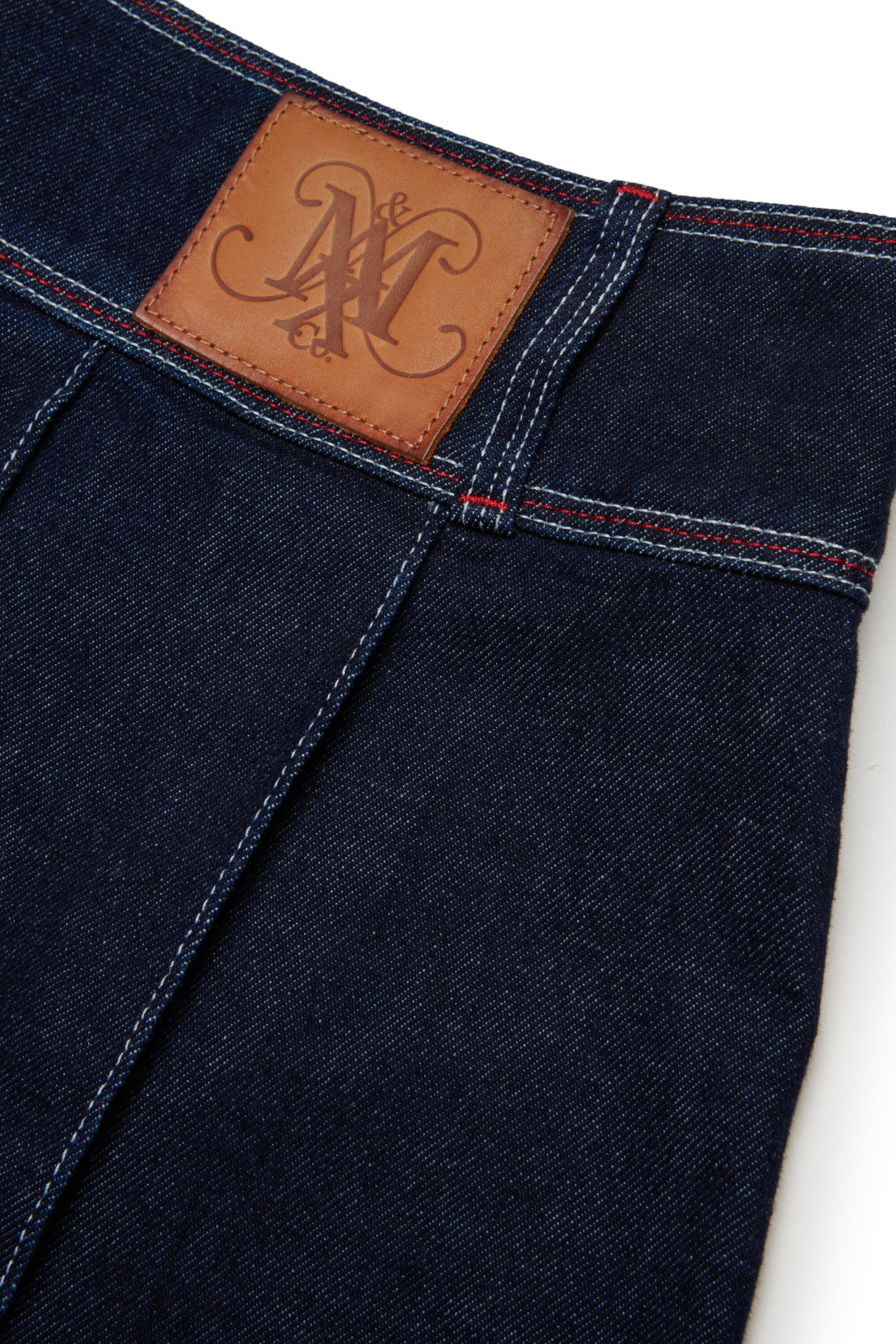 ダークデニムミディスカート