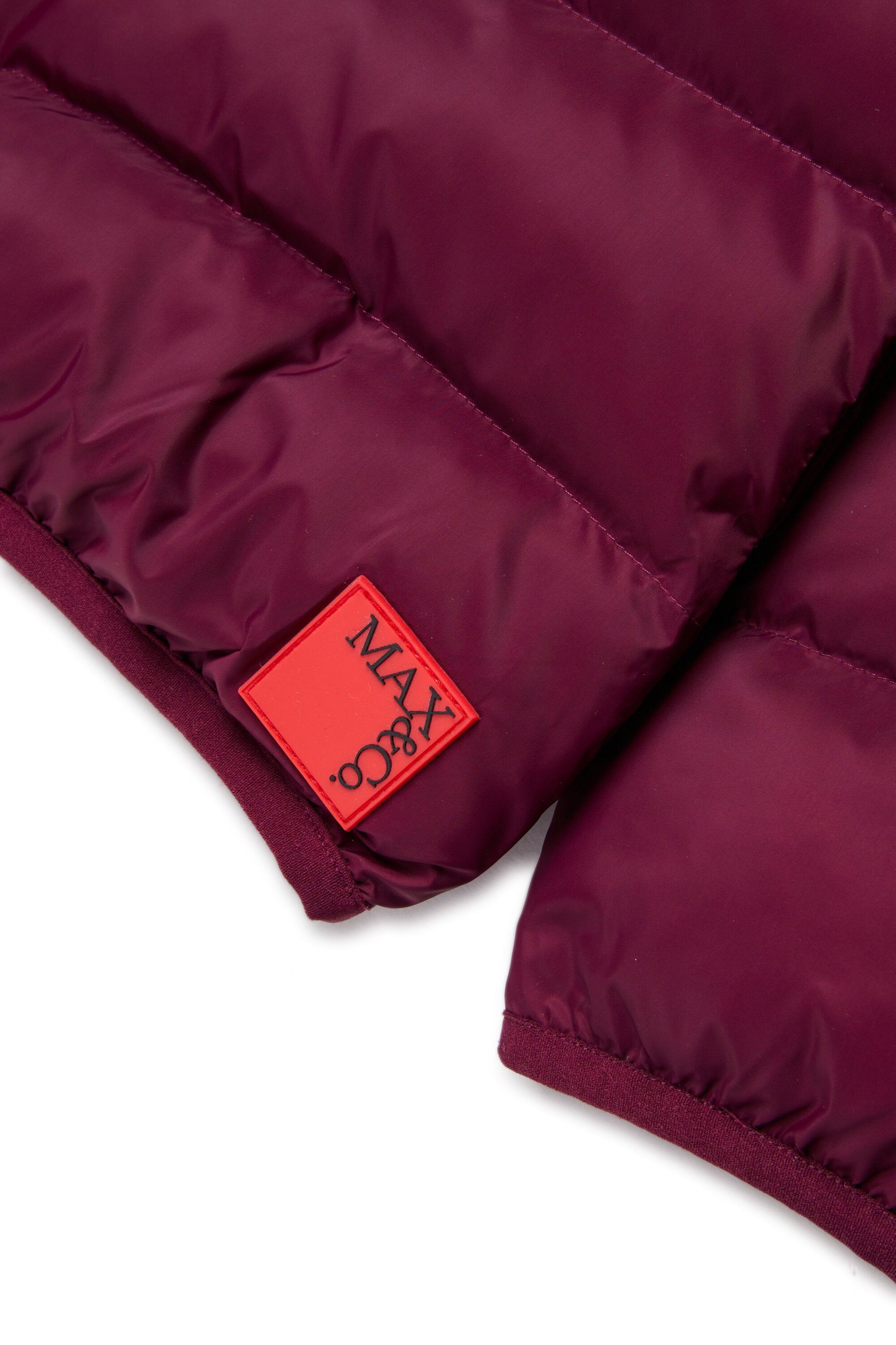 フード付き軽量パッドジャケット