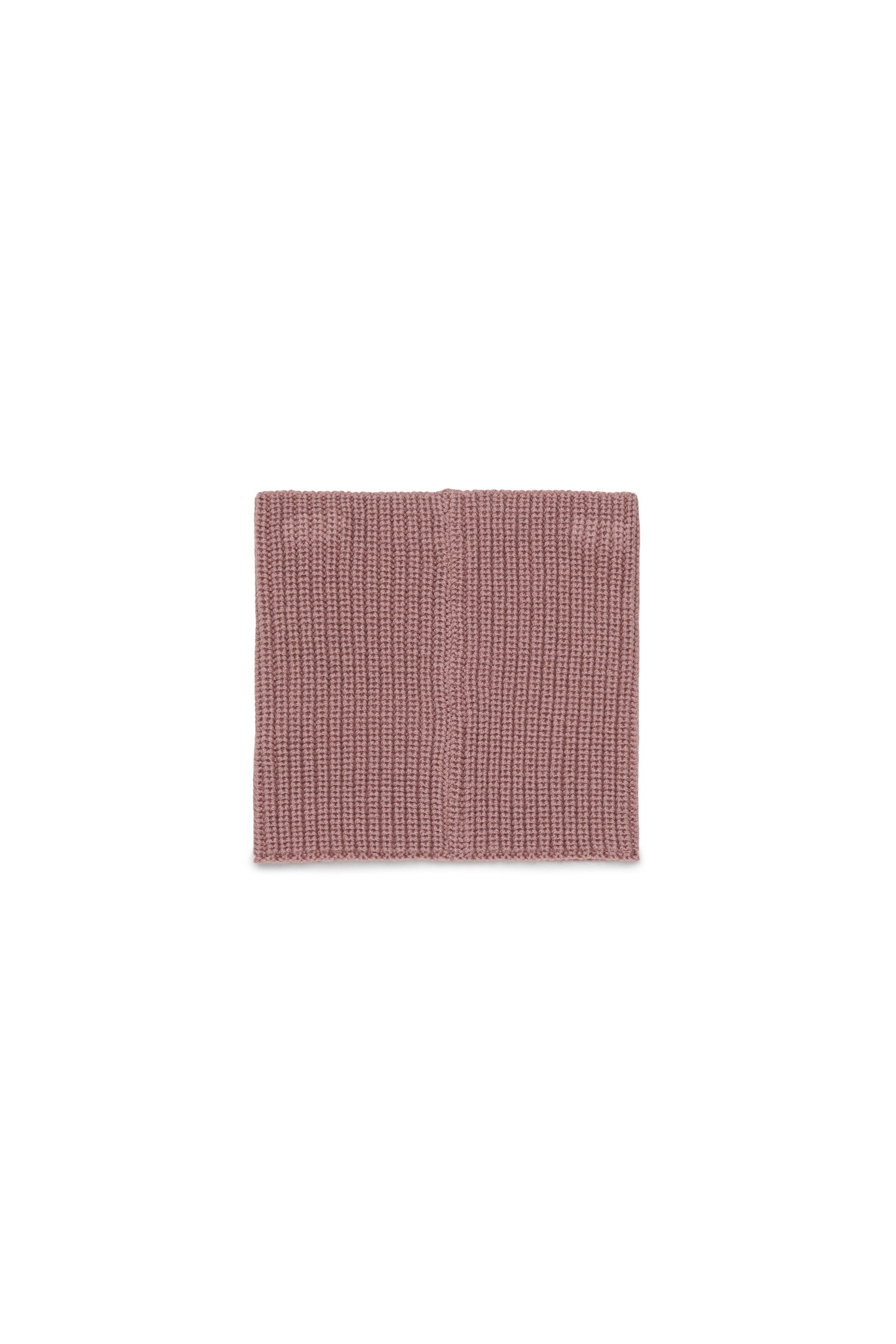Wool-blend knit collar with patch