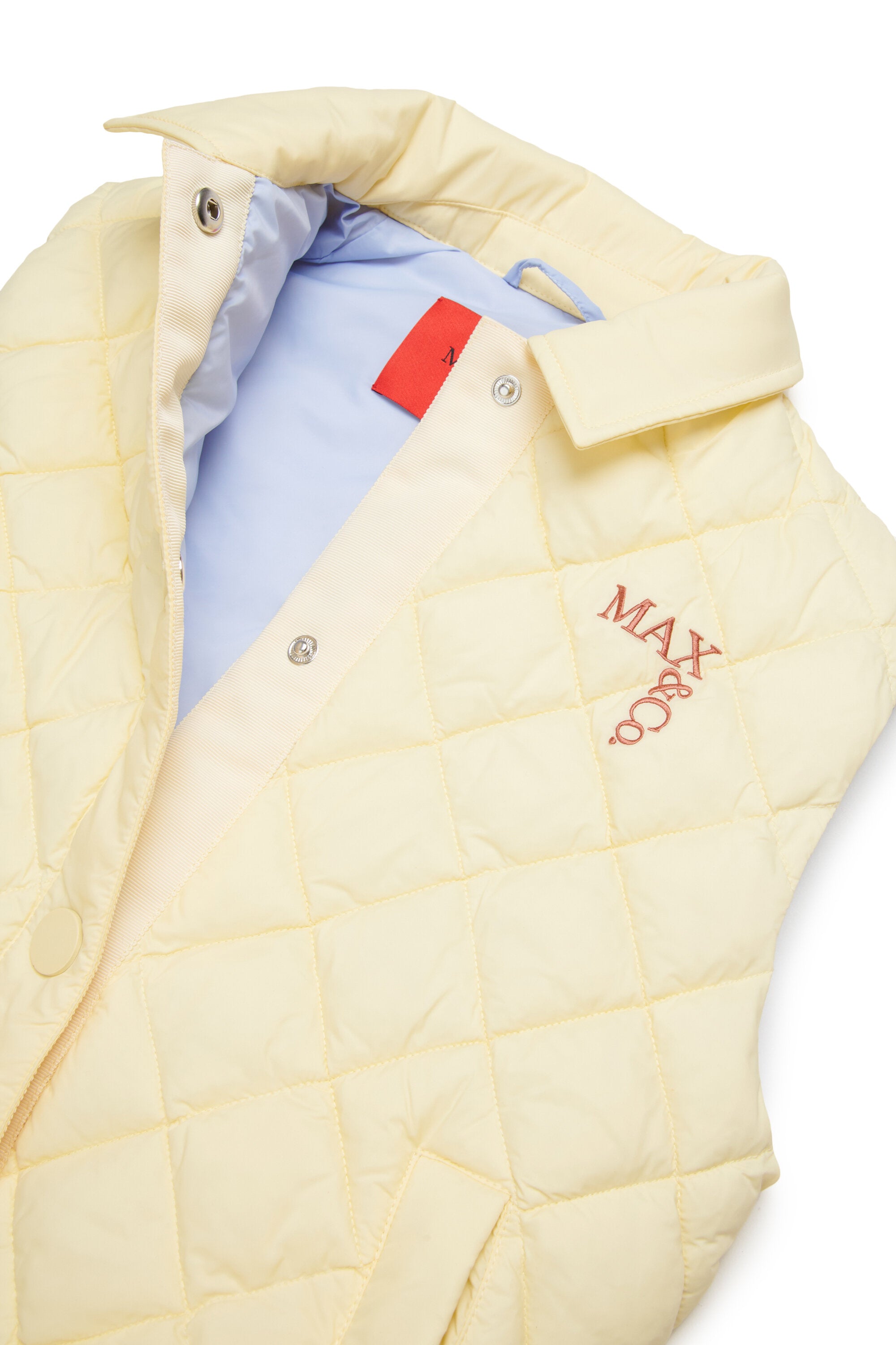 ロゴプリント入り中綿ジャケット