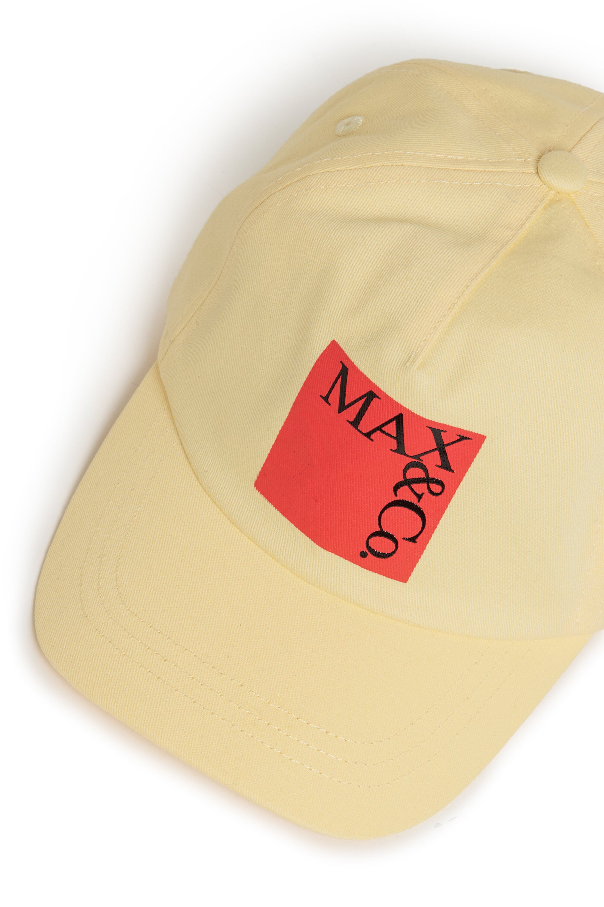 Baseball cap with logo