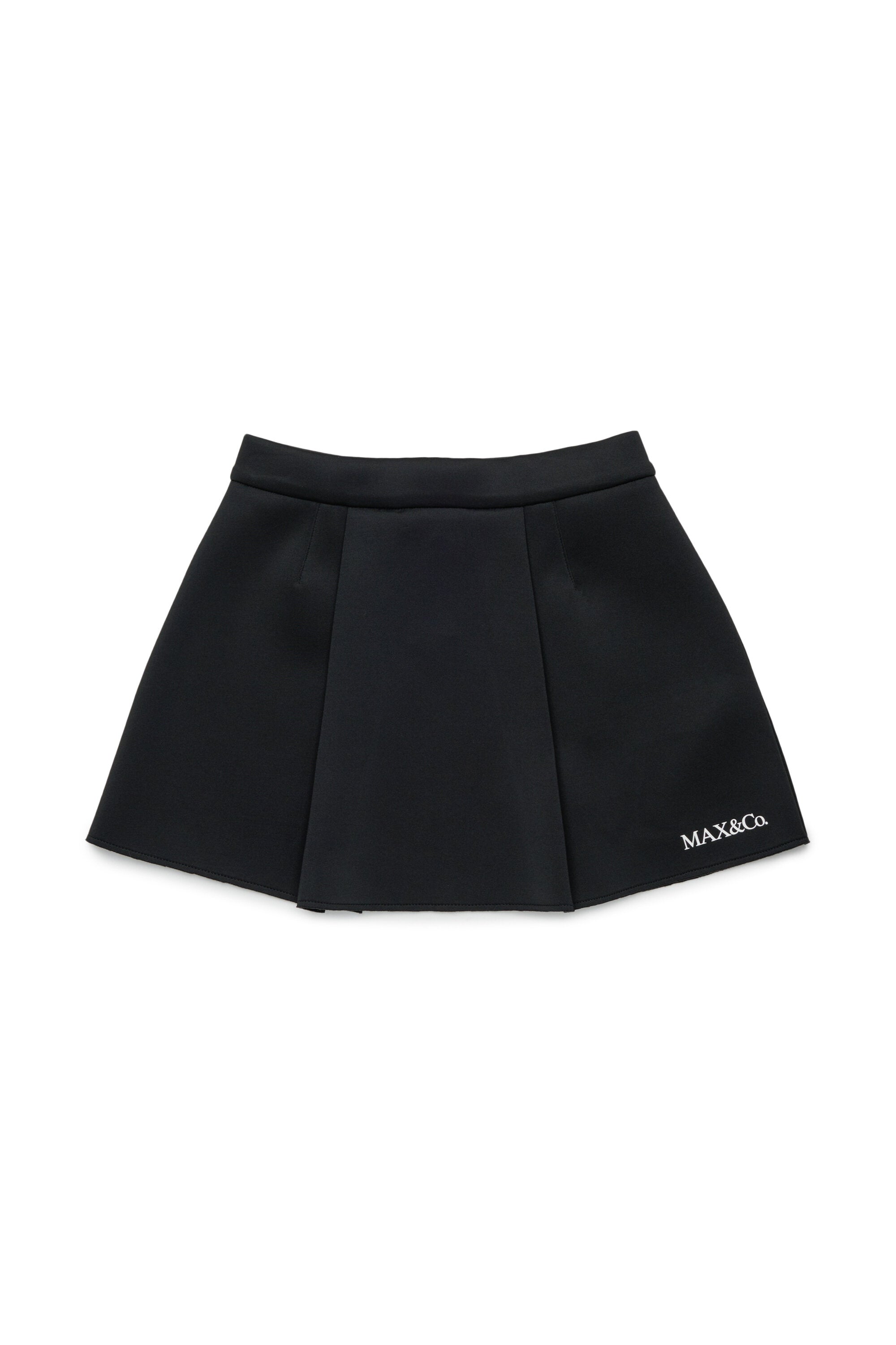 ロゴ入りショートスカート