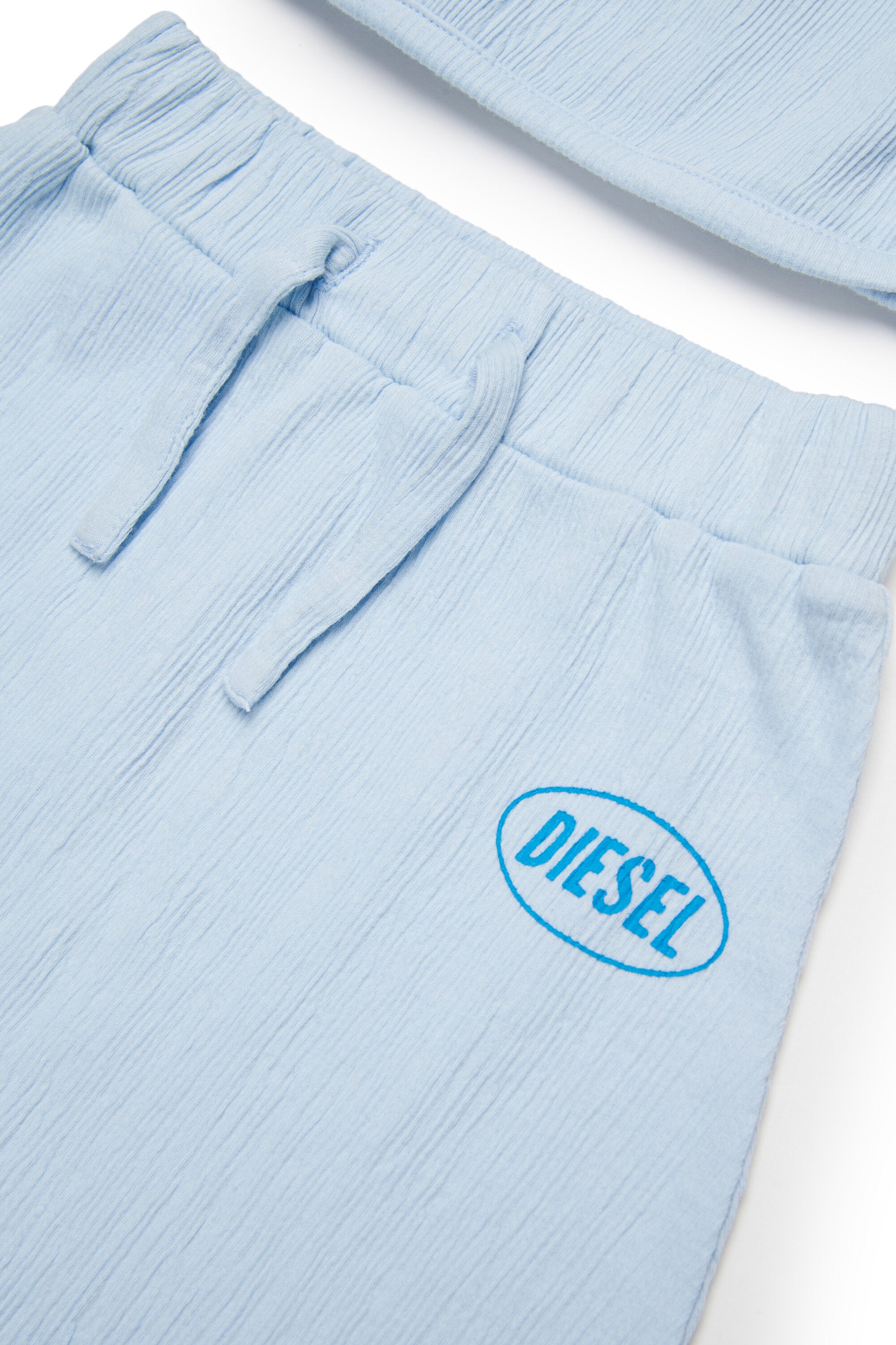 ロゴ付きベビーロンパース