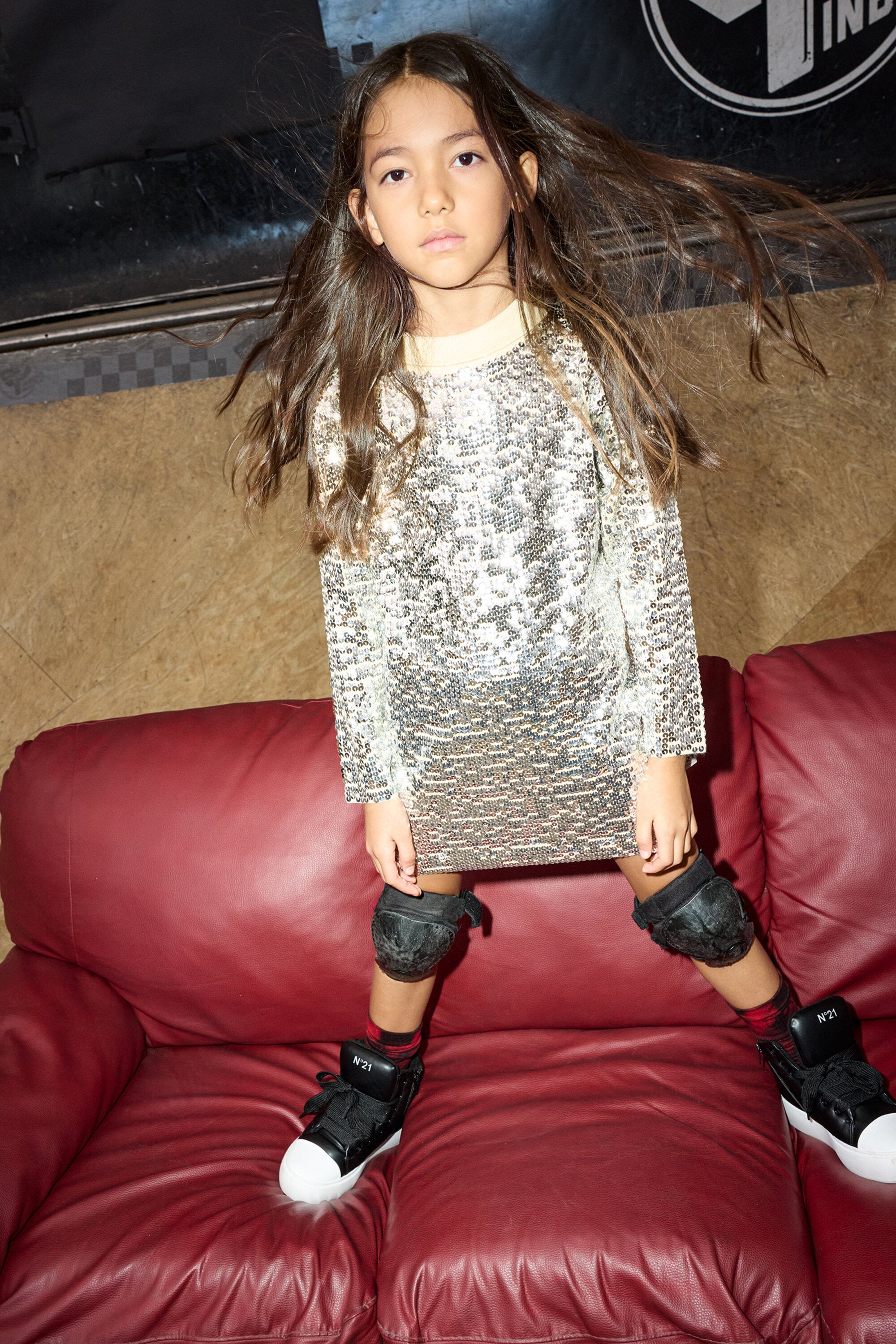 スパンコール・ウール混ミニドレス