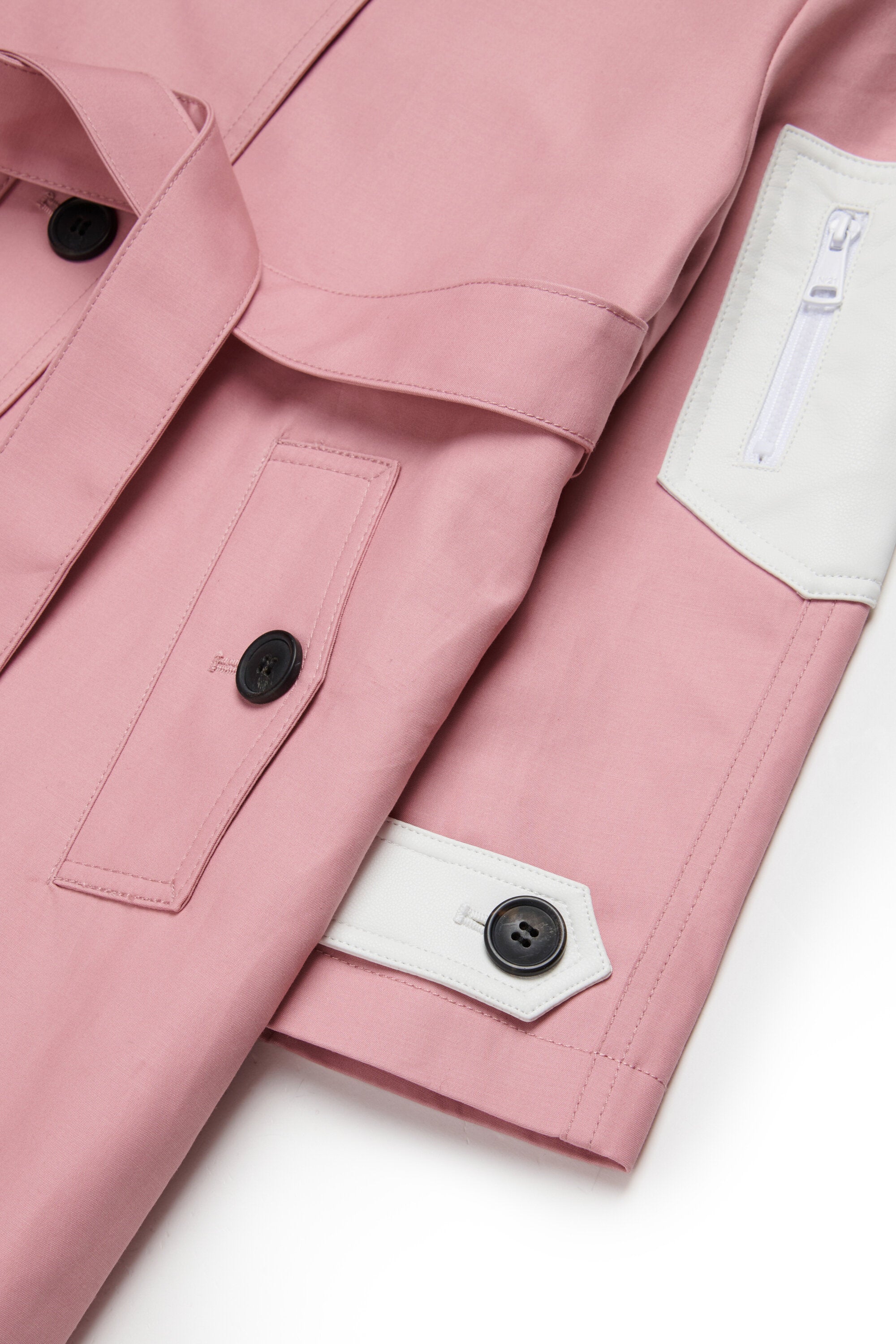 ロゴ入りトレンチジャケット