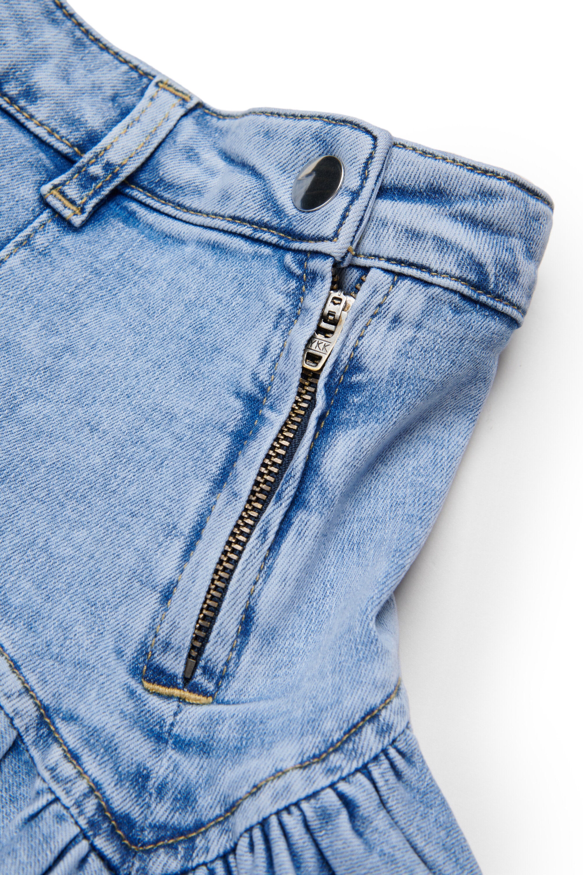 フリル付きミニスカート