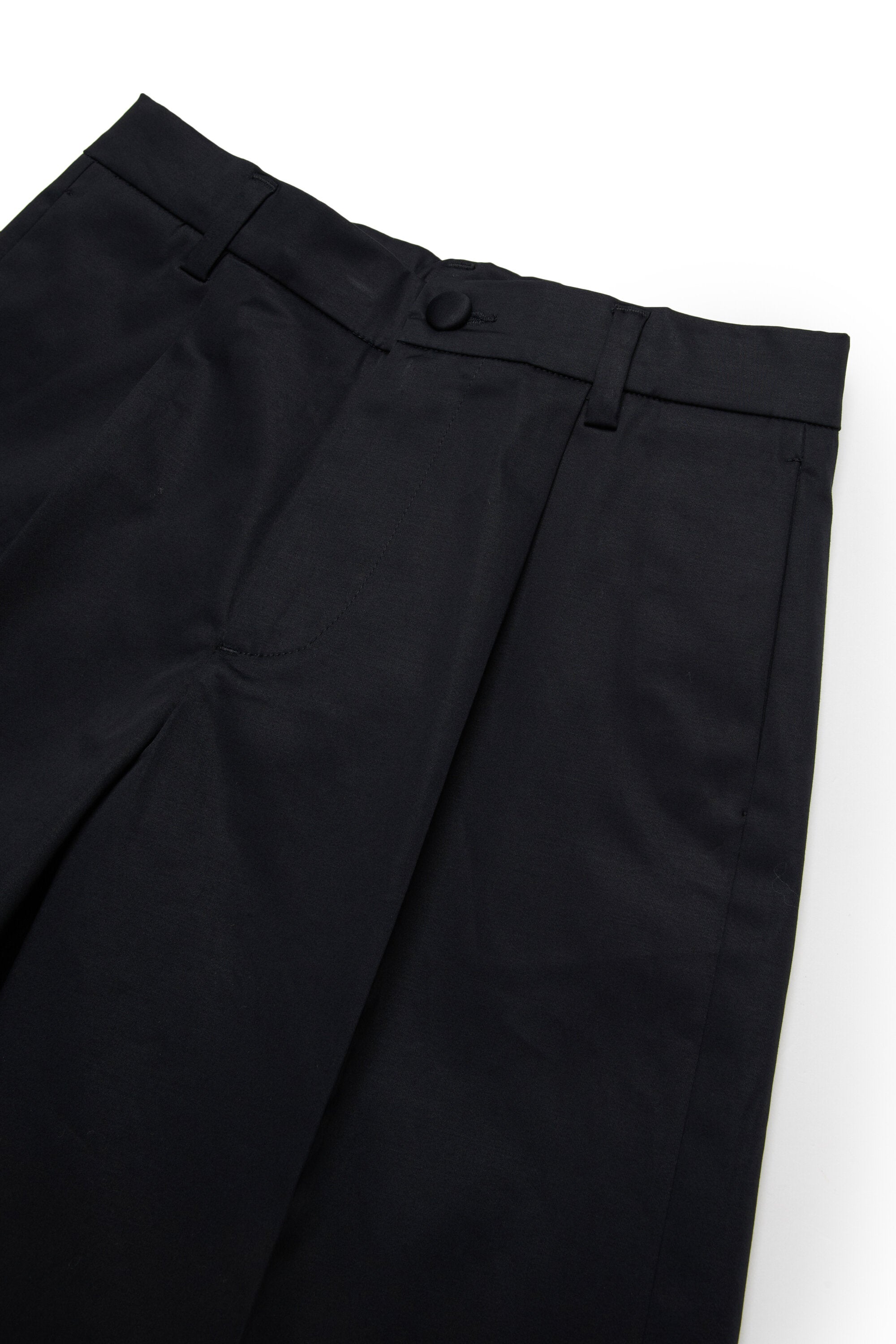 フォーマルショーツ