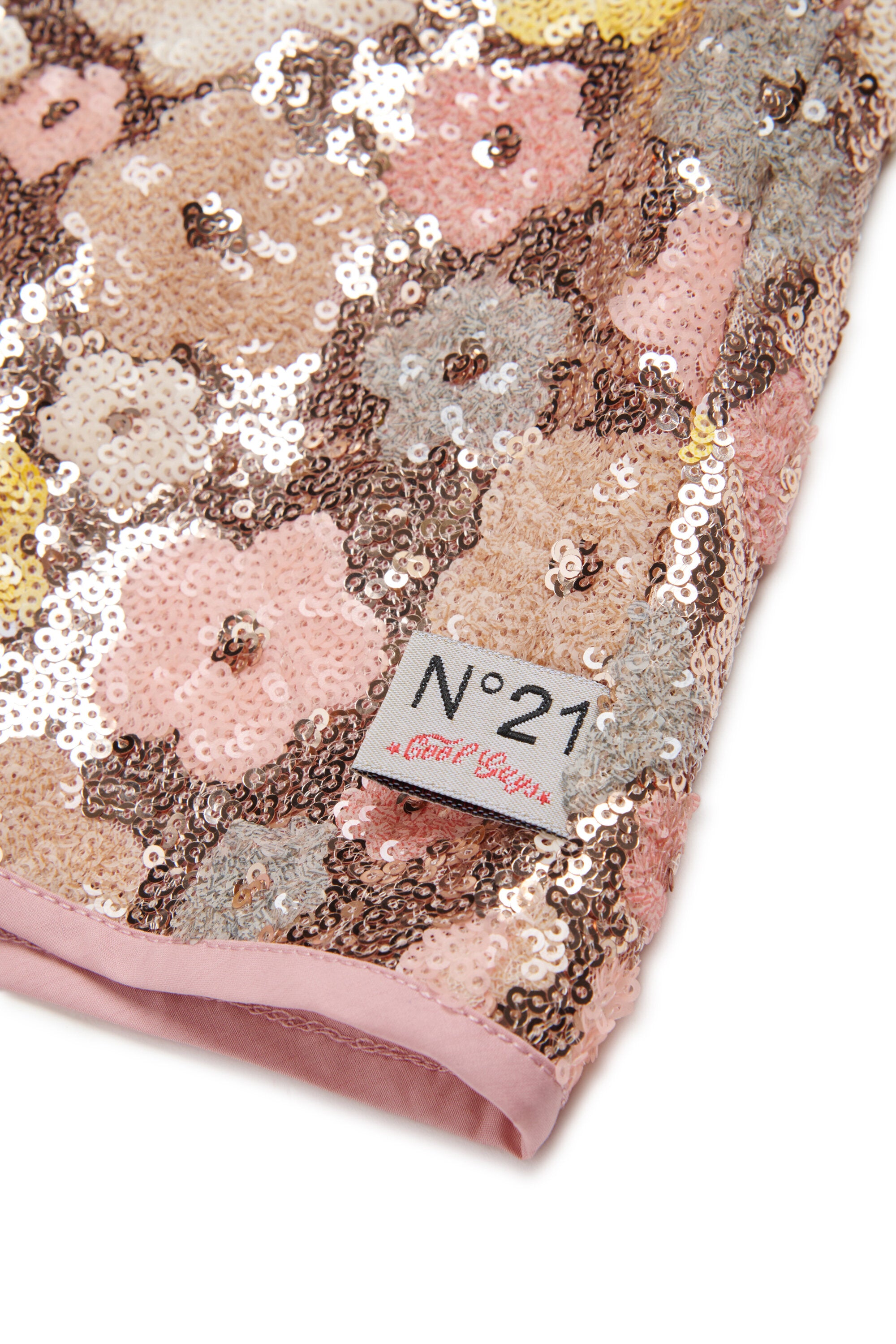 ロゴ入りフローラルプリントショーツ