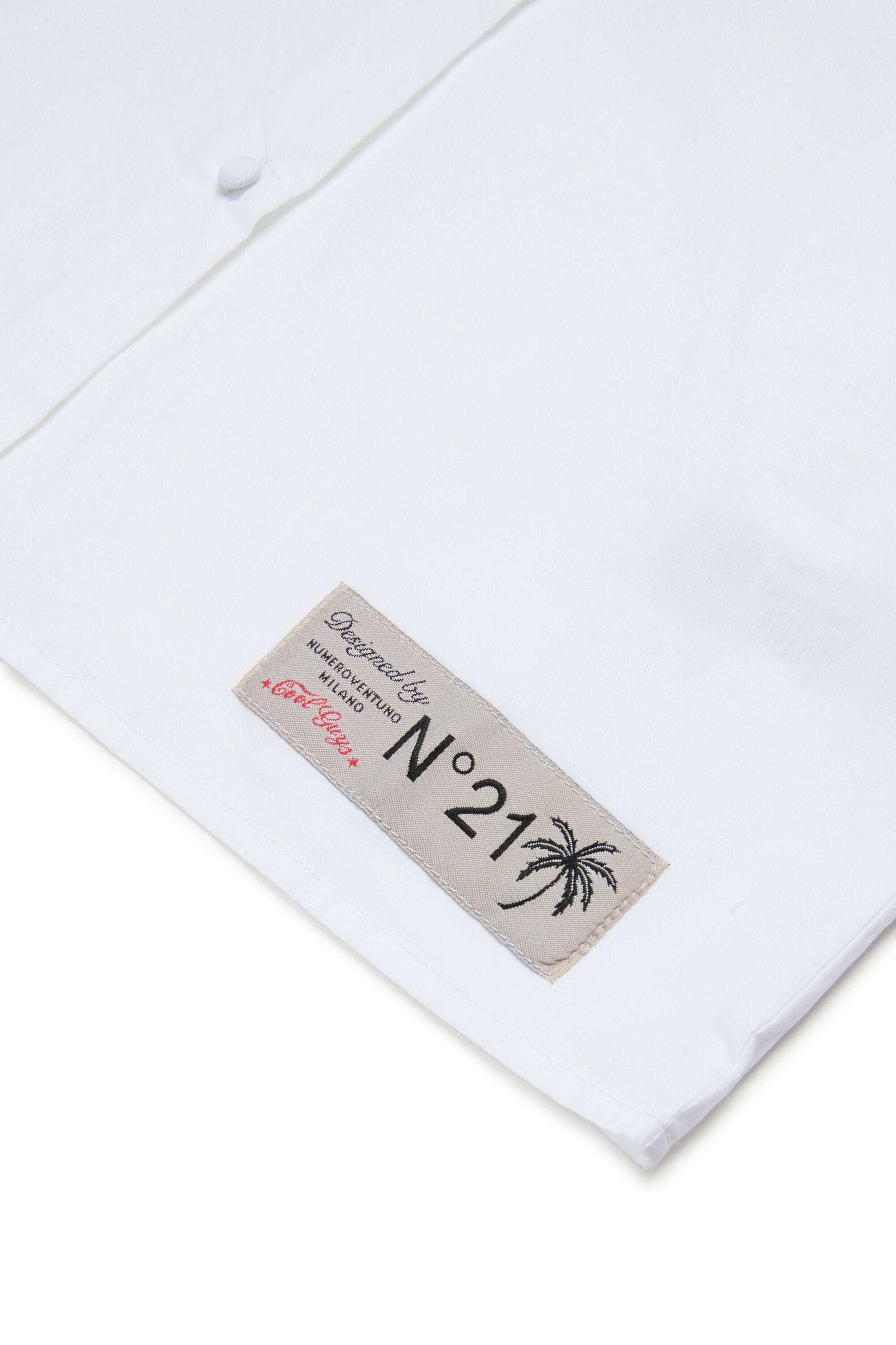 ロゴ入りノースリーブシャツ