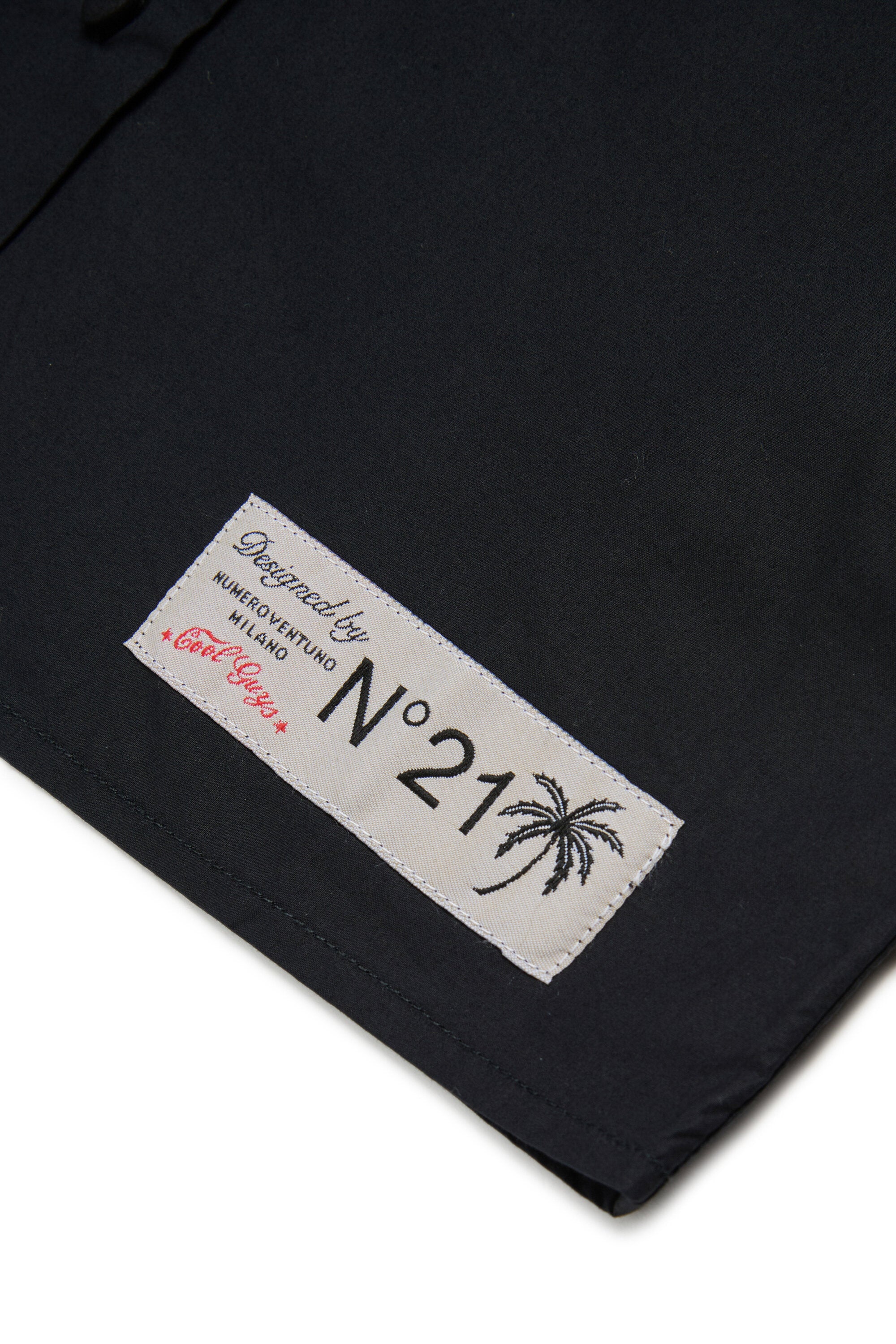 ロゴ入りノースリーブシャツ