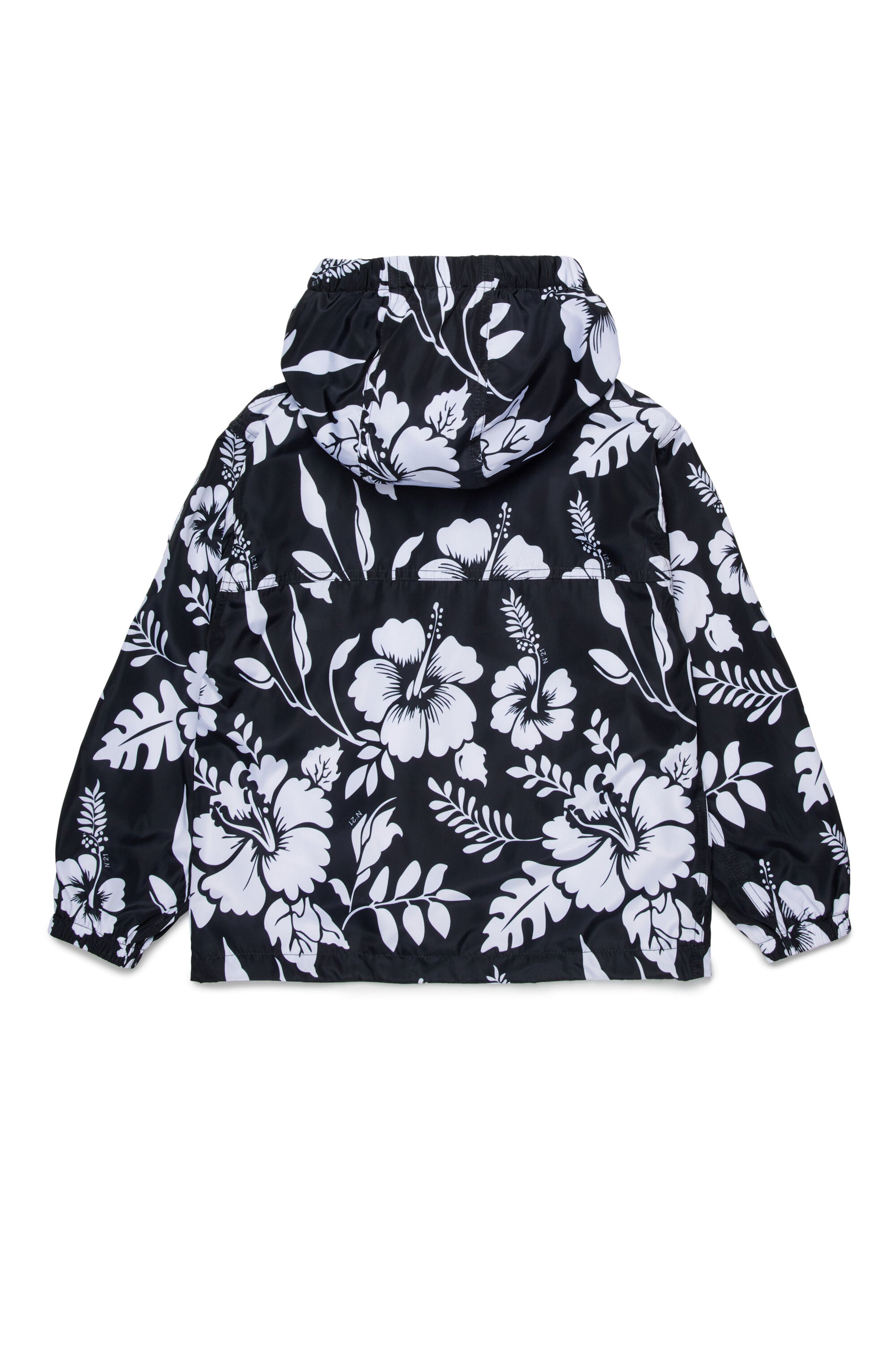 ロゴ入りウィンドブレーカー