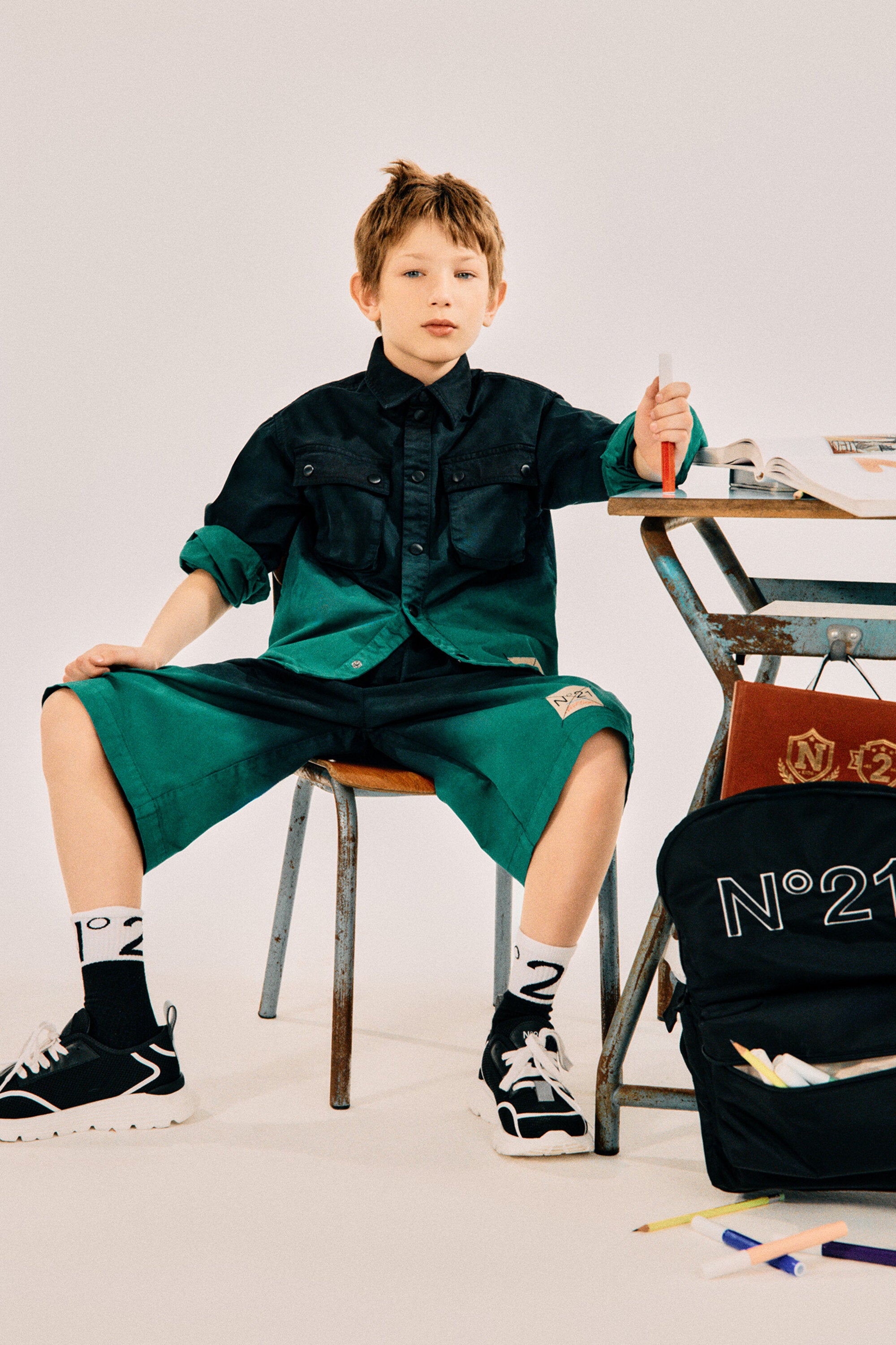 グラデーション効果のシャツジャケット