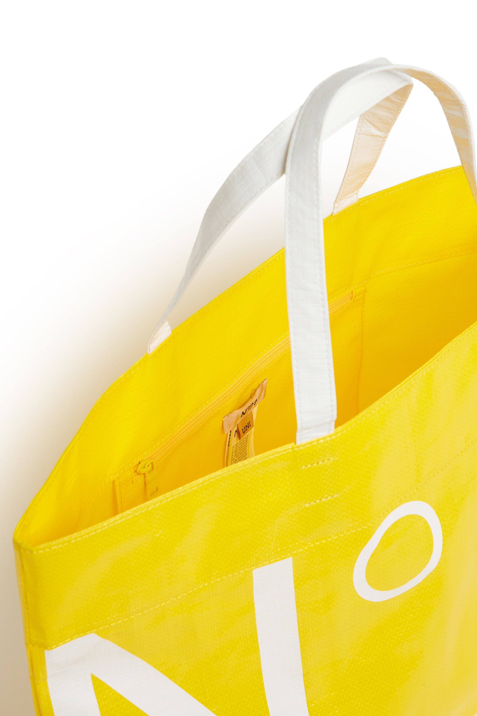 ロゴ入りトートバッグ