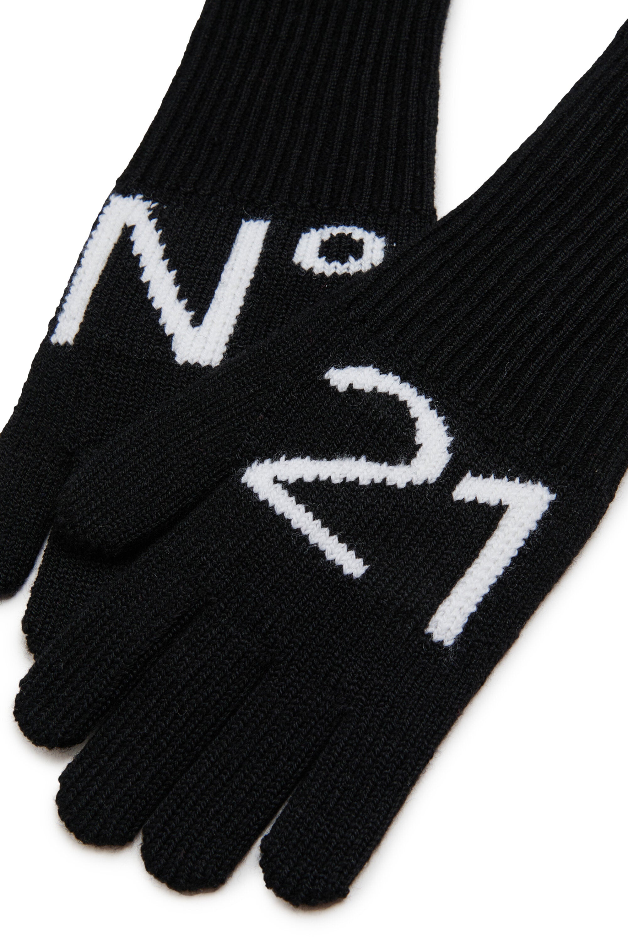 Knitted gloves with logo