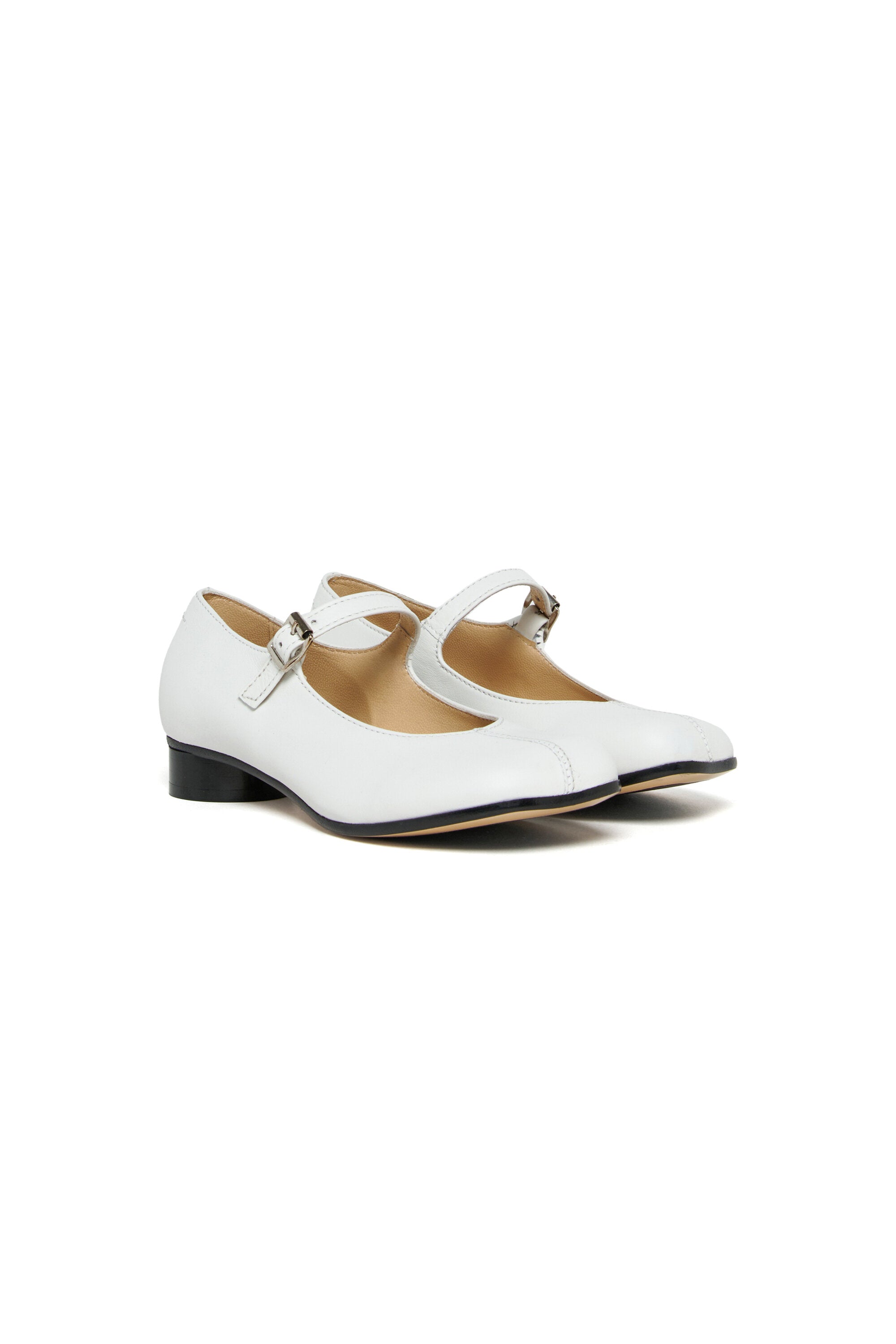 アナトミックトゥ付きのMary Jane