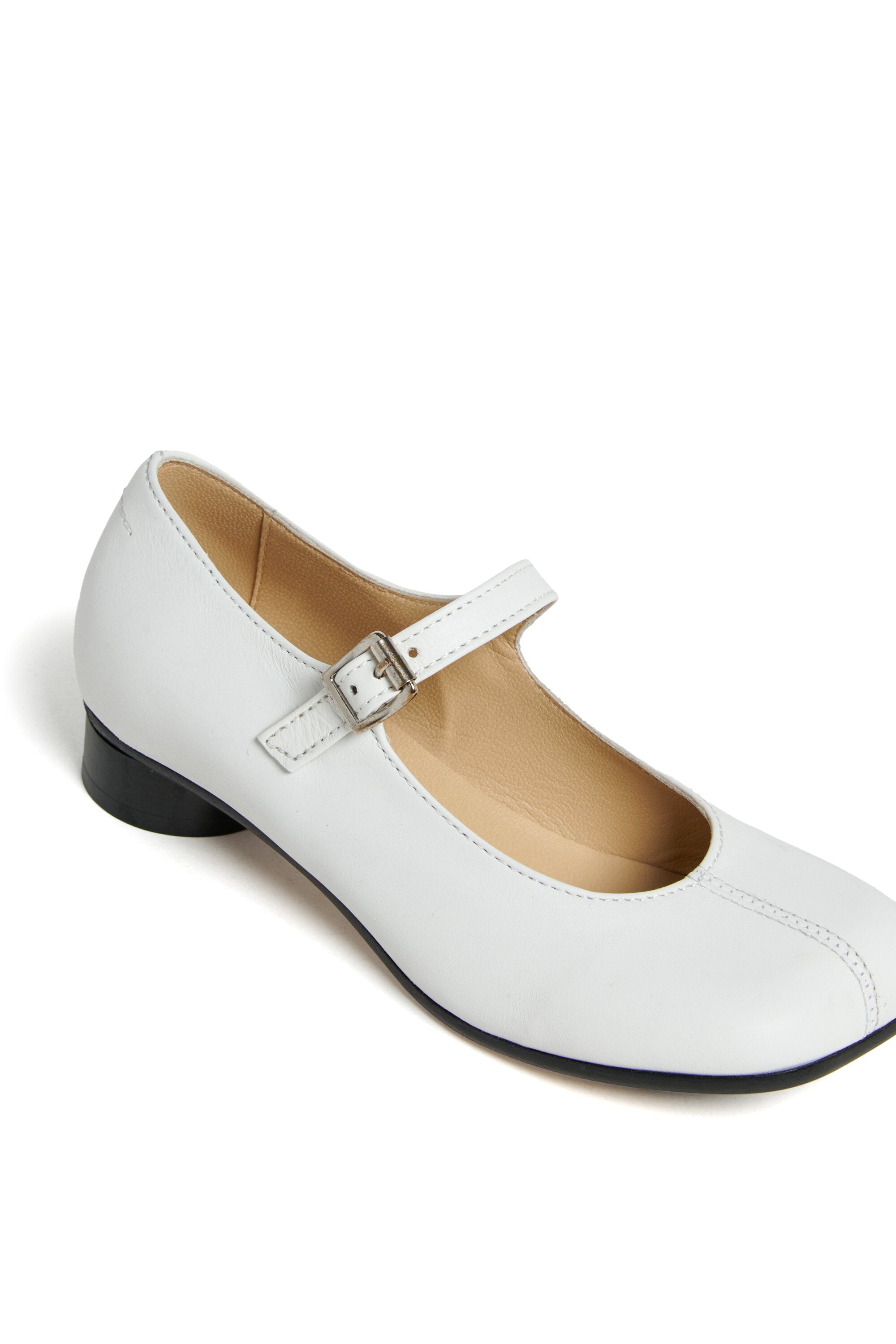 アナトミックトゥ付きのMary Jane